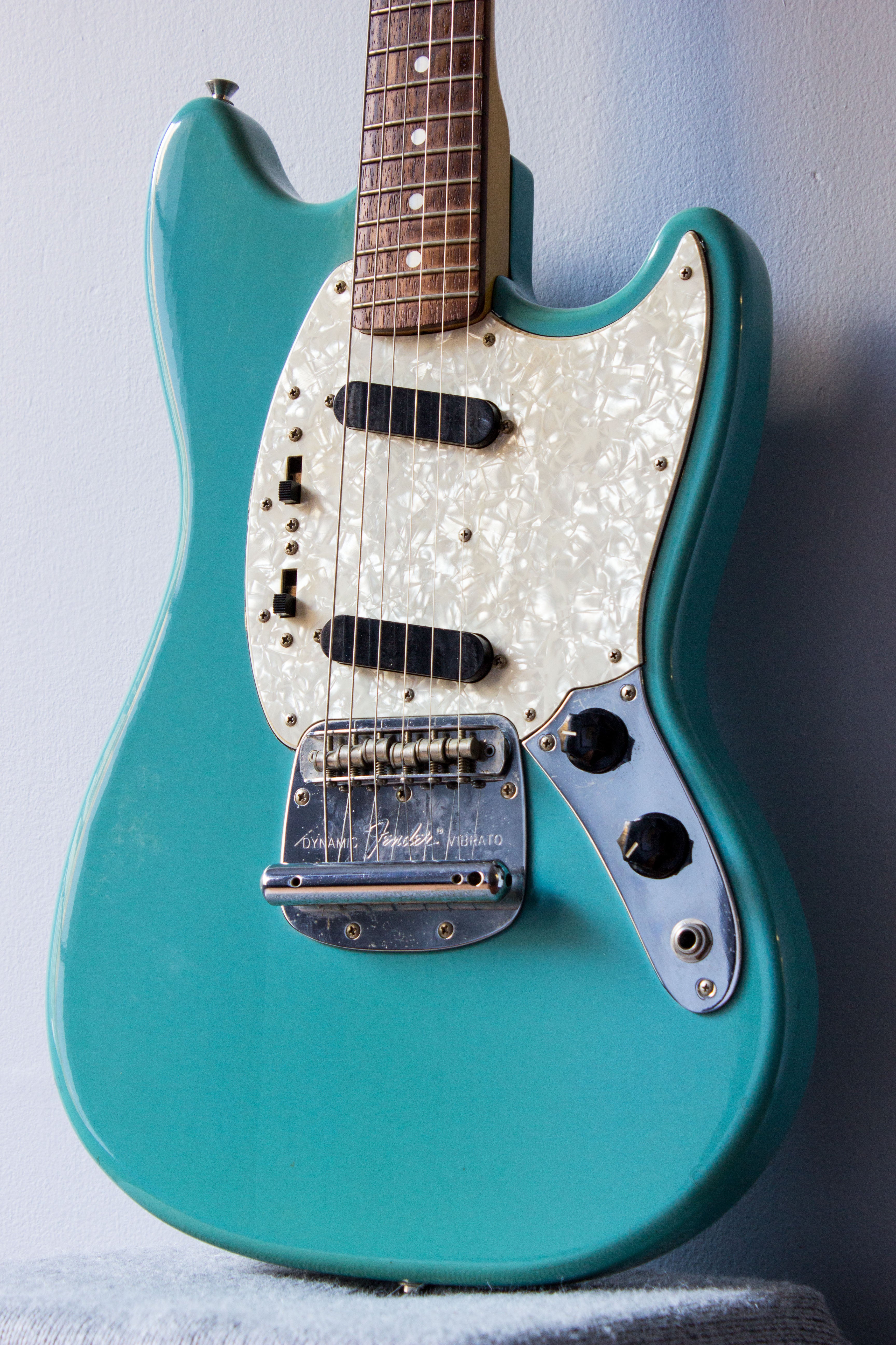 Fender Japan '65 Mustang MG65 California Blue 2000 – Topshelf