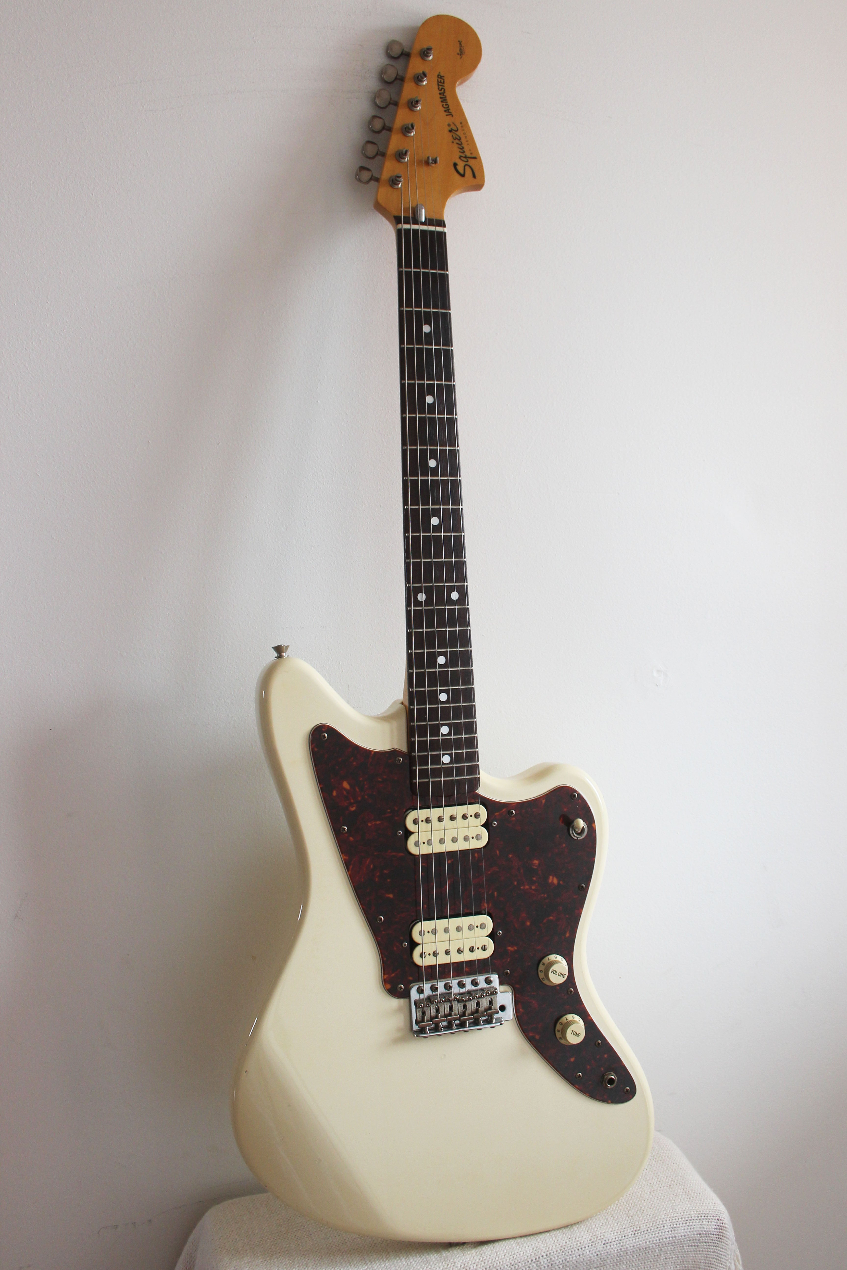 Used Squier MIJ Jagmaster HH 1997 Vintage White – Topshelf