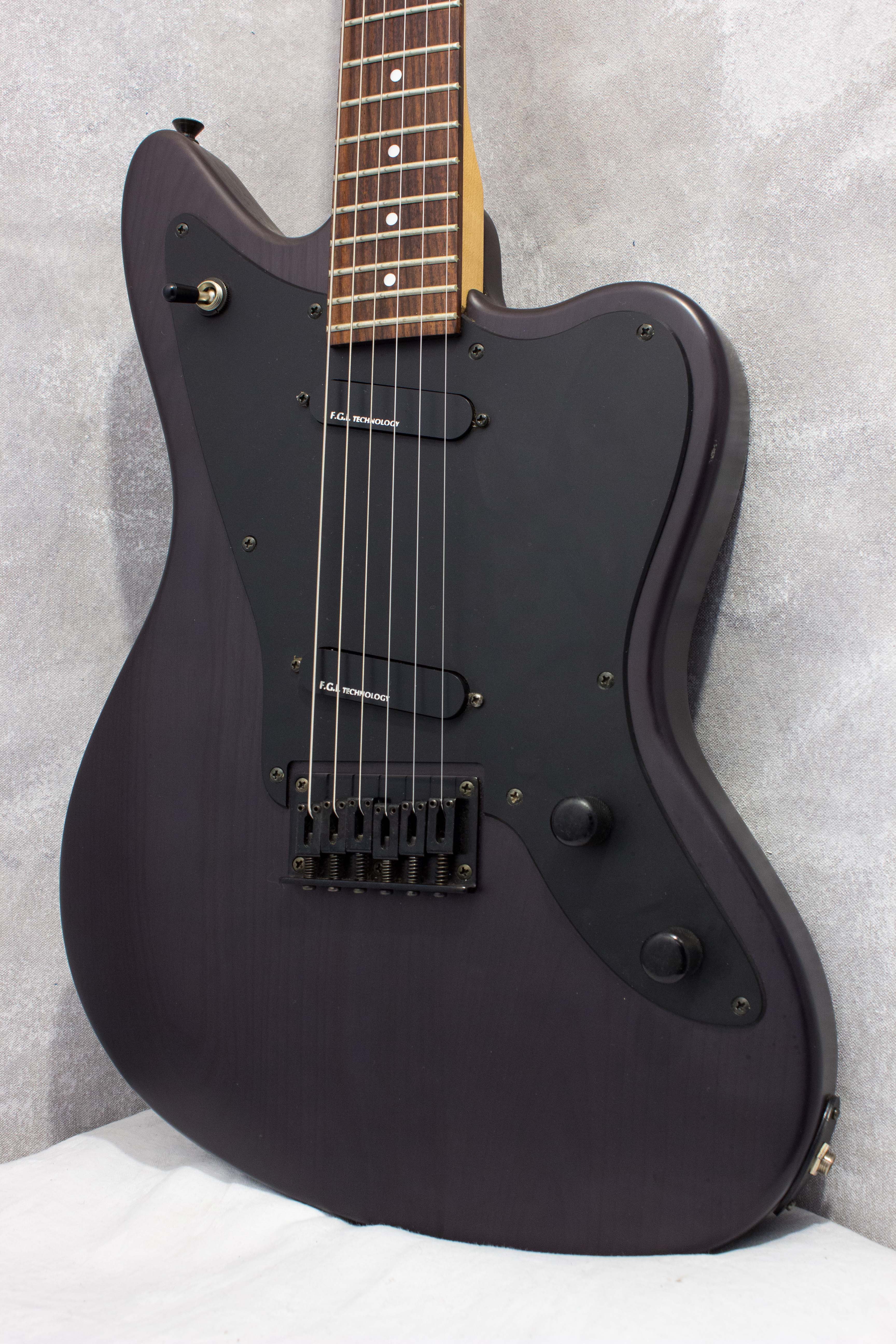 人気お買い得【ジャンク扱い】FERNANDES JG-75【アクティブ仕様・ライトアッシュ】 ギター