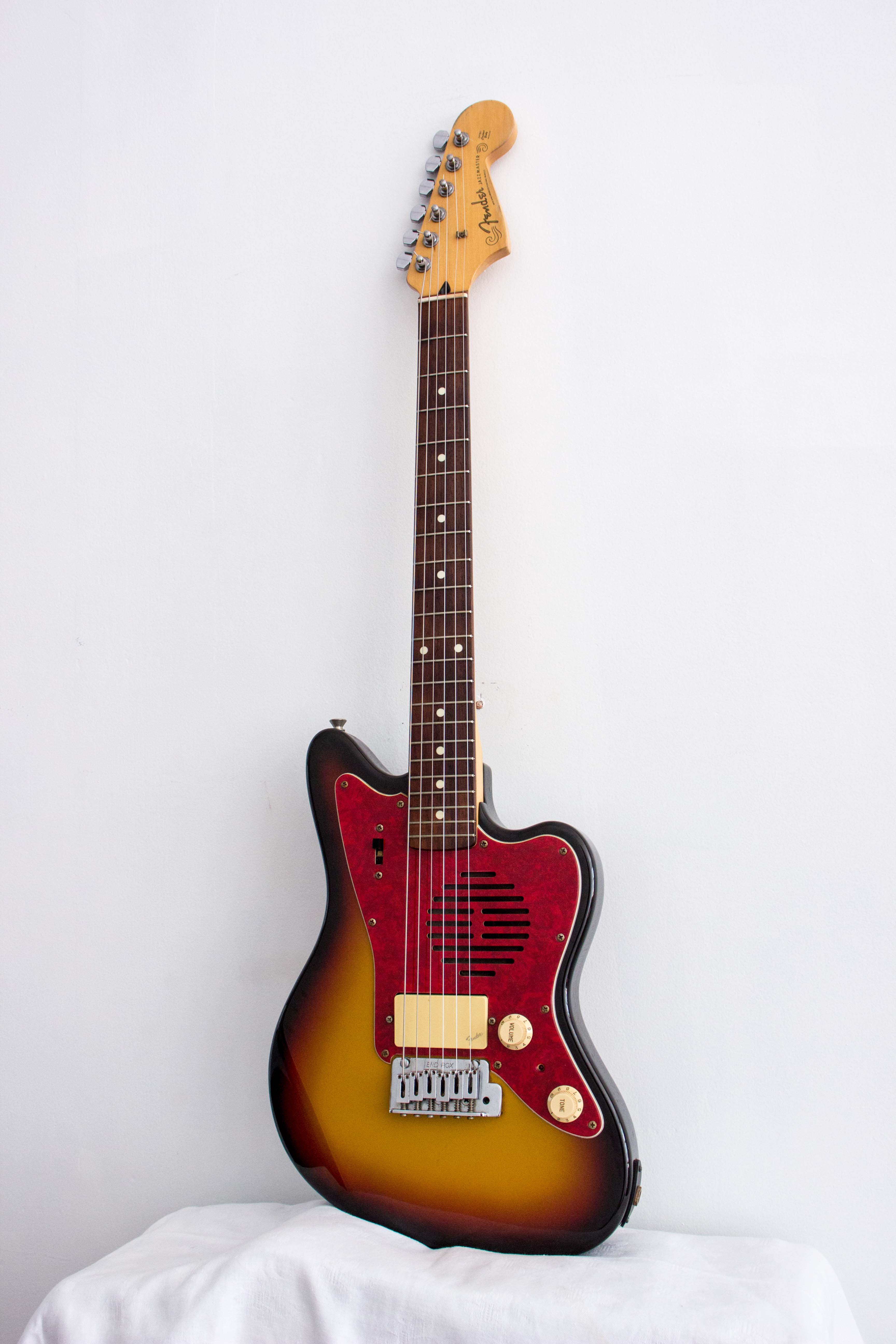 Fender Japan JM-Champ10 Mini Jazzmaster Sunburst 1997 – Topshelf