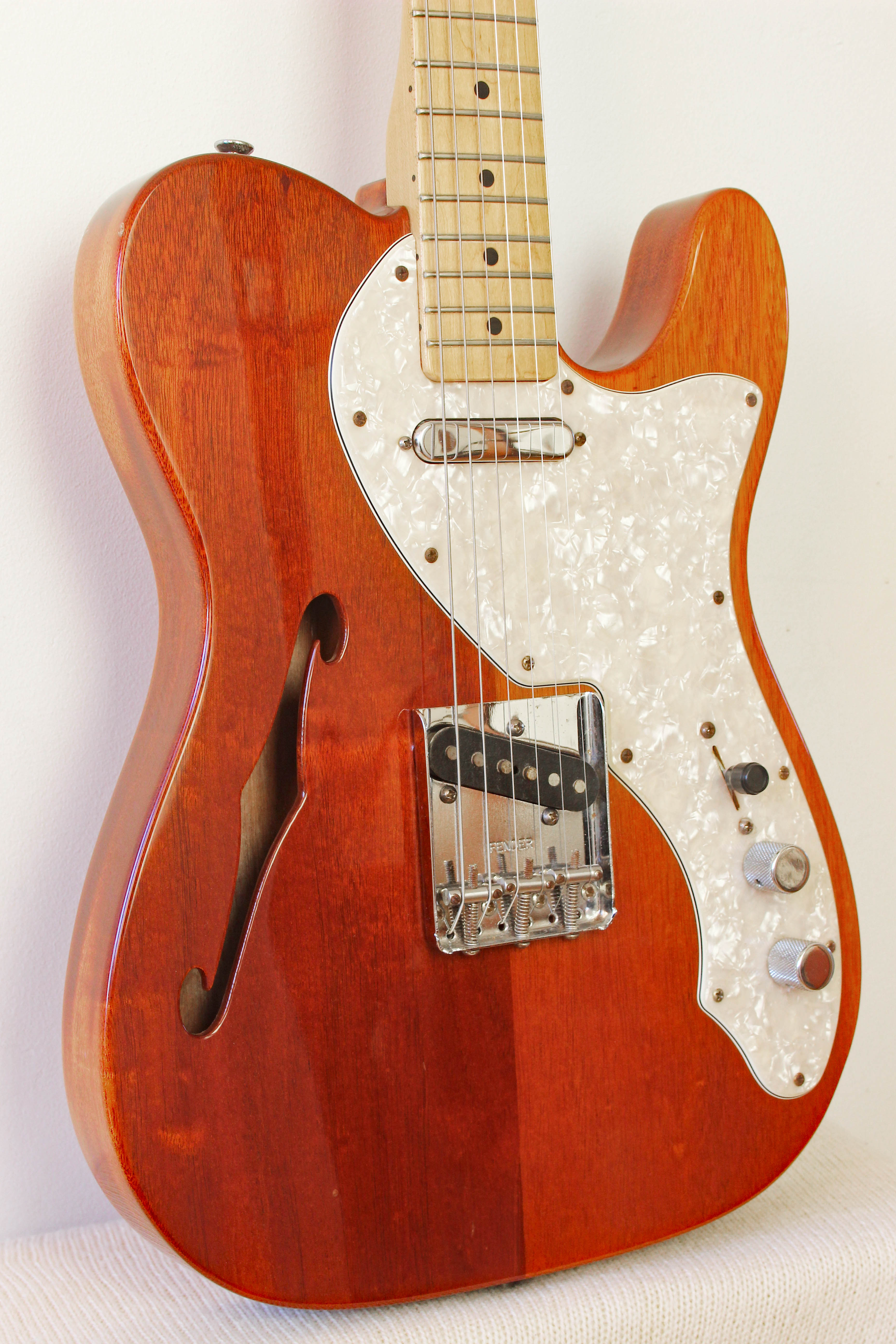 Fender Classic Series '69 Tel Thinline 心と体の健康