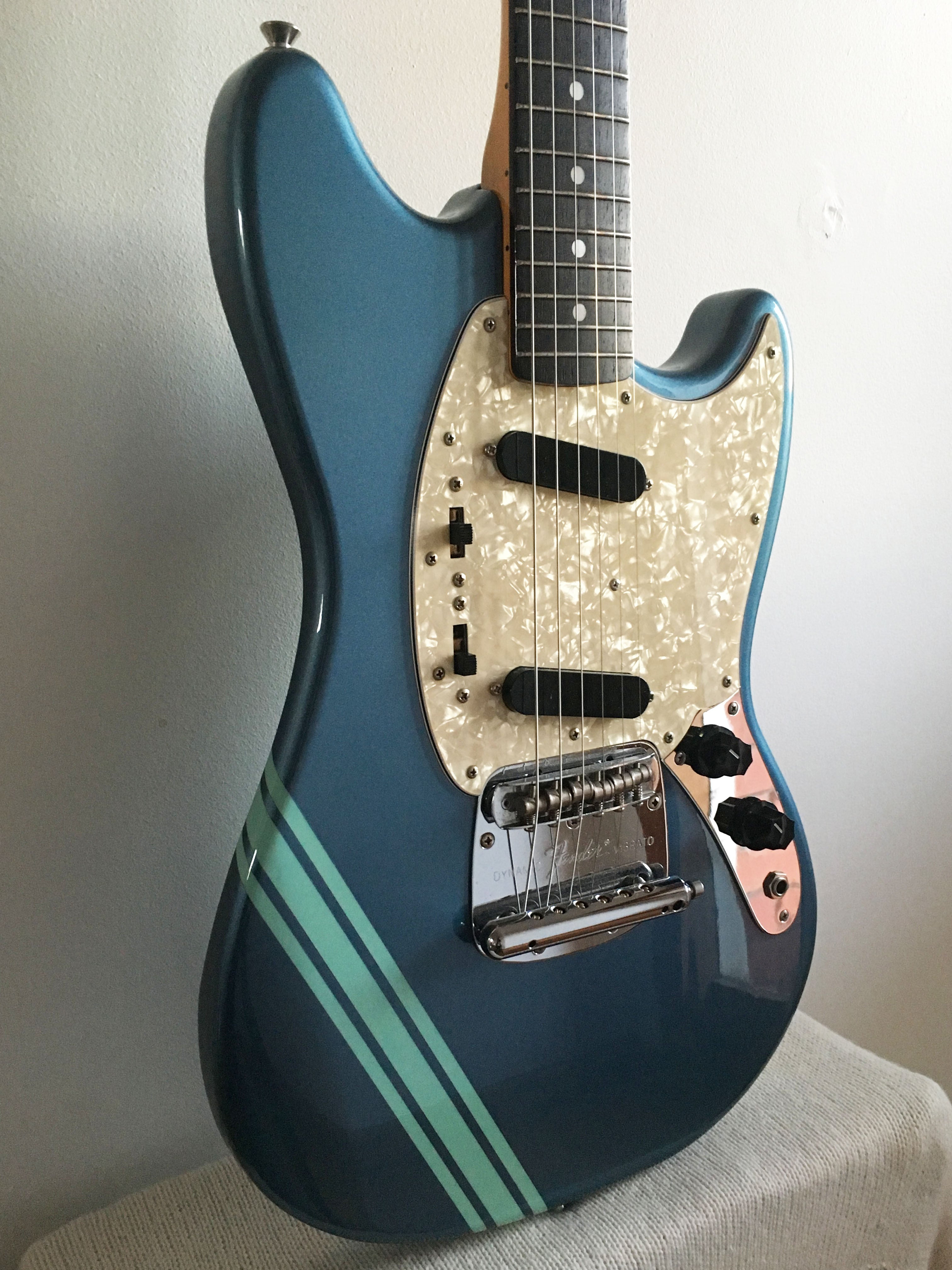 1969 fender deals mustang competition blue