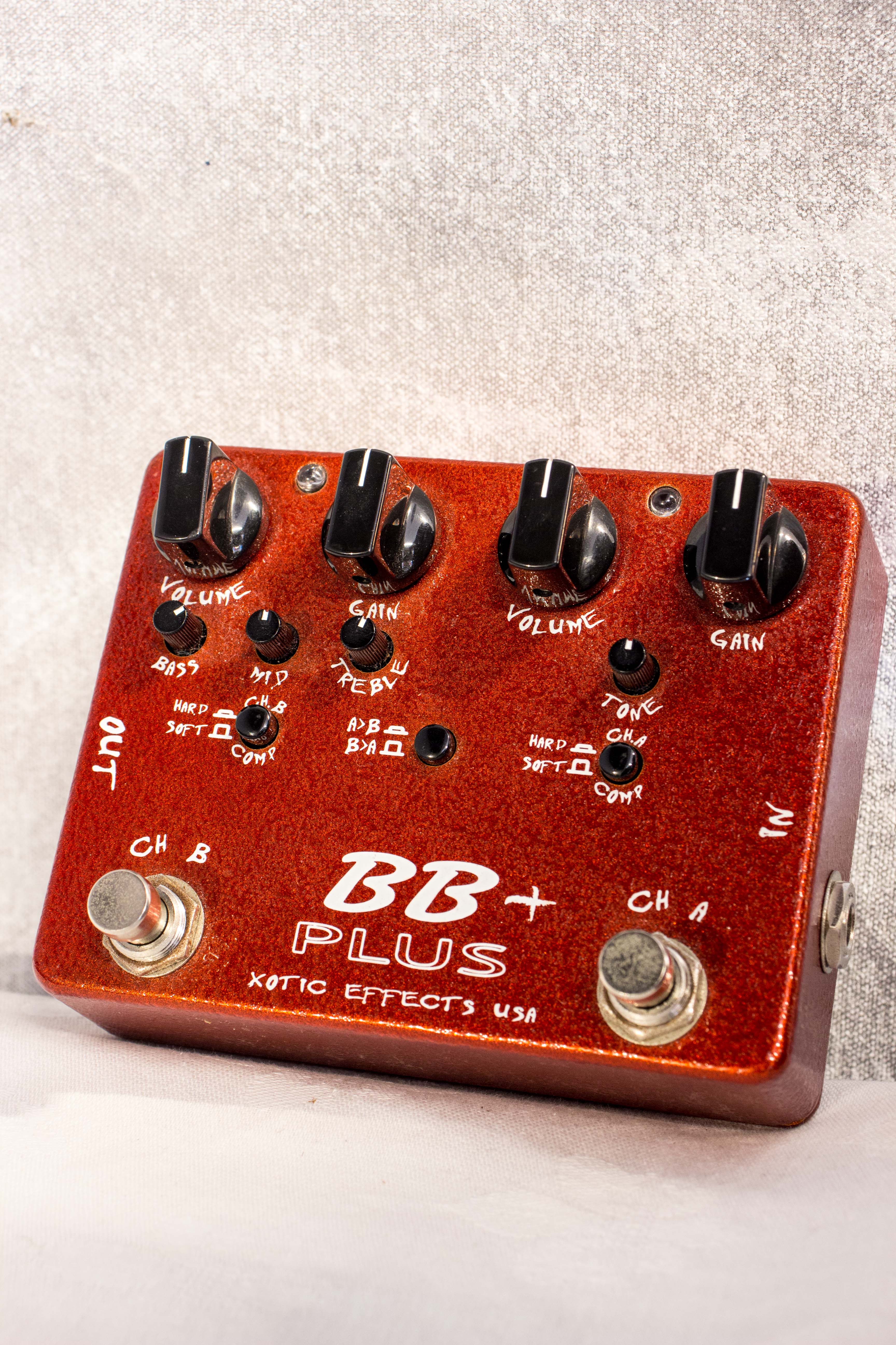 Xotic Effects BB Plus Preamp Pedal – Topshelf Instruments