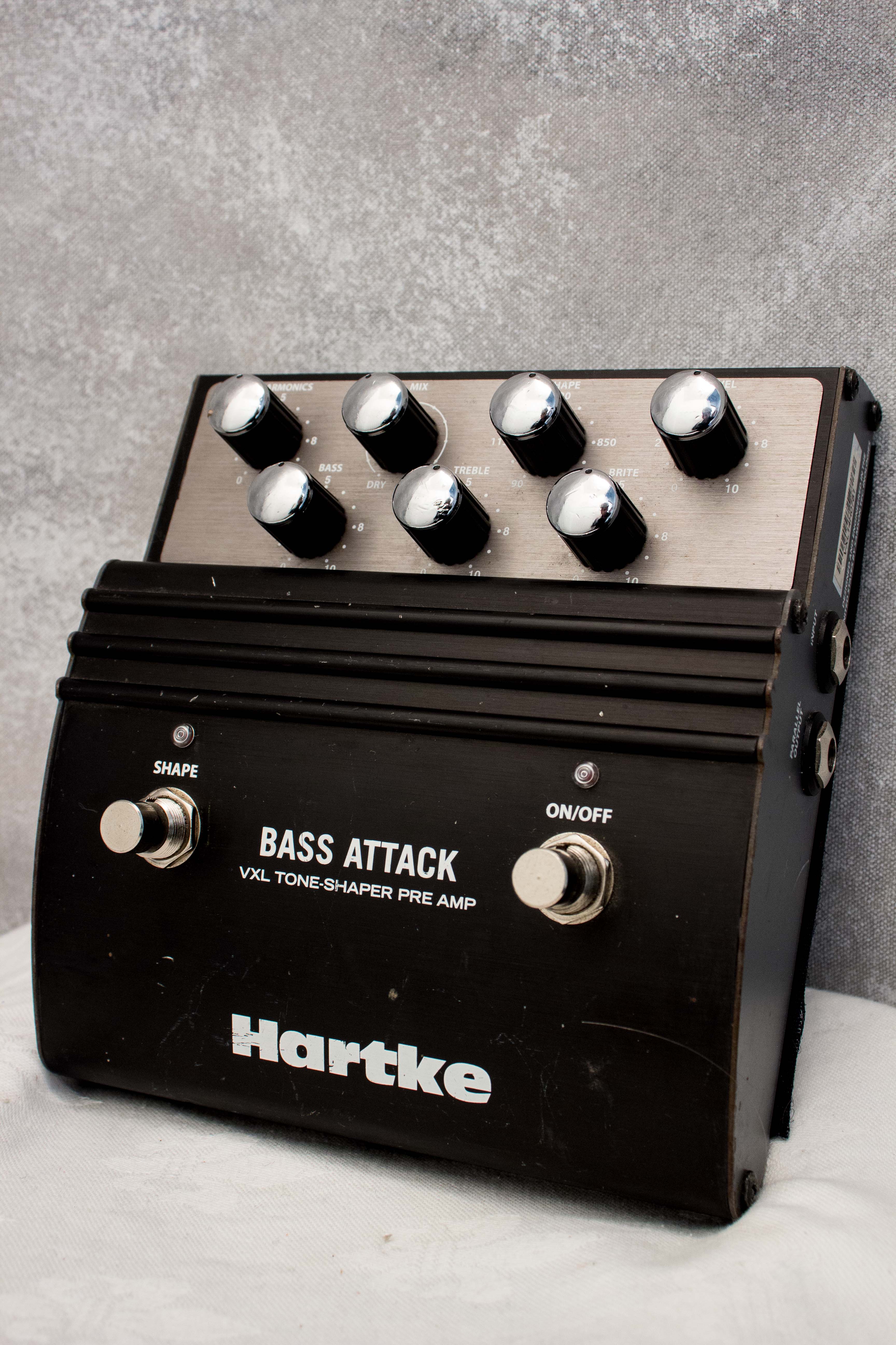 hartke pedal Hartke Bass Attack v1 Preamp Pedal – Topshelf Instruments