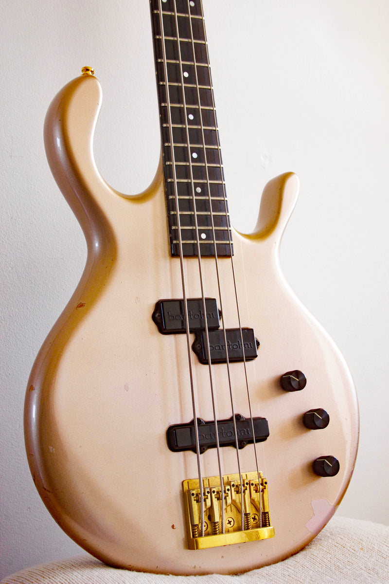 ベース Pedulla MVP fretless Pedulla-PENATABUZZ-AAA-VC-