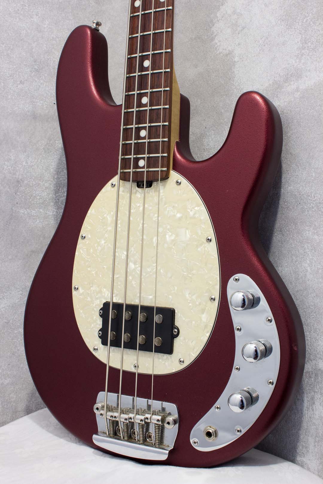 Musicman deals sub bass