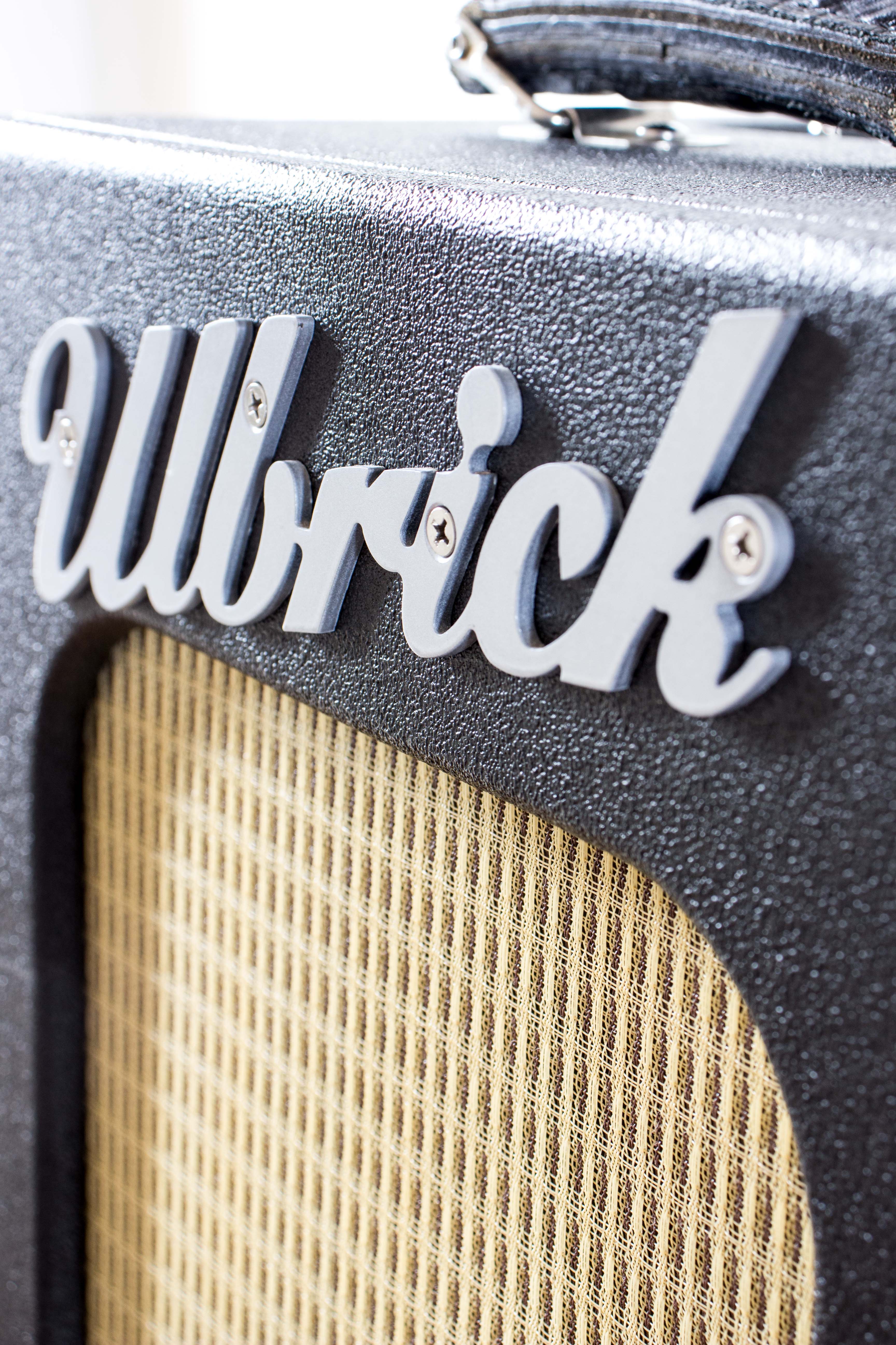 Ulbrick amps deals