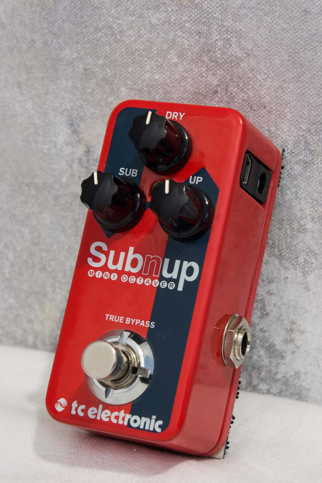 sub n up pedal TC Electronic Sub N Up Mini Octave Pedal – Topshelf Instruments