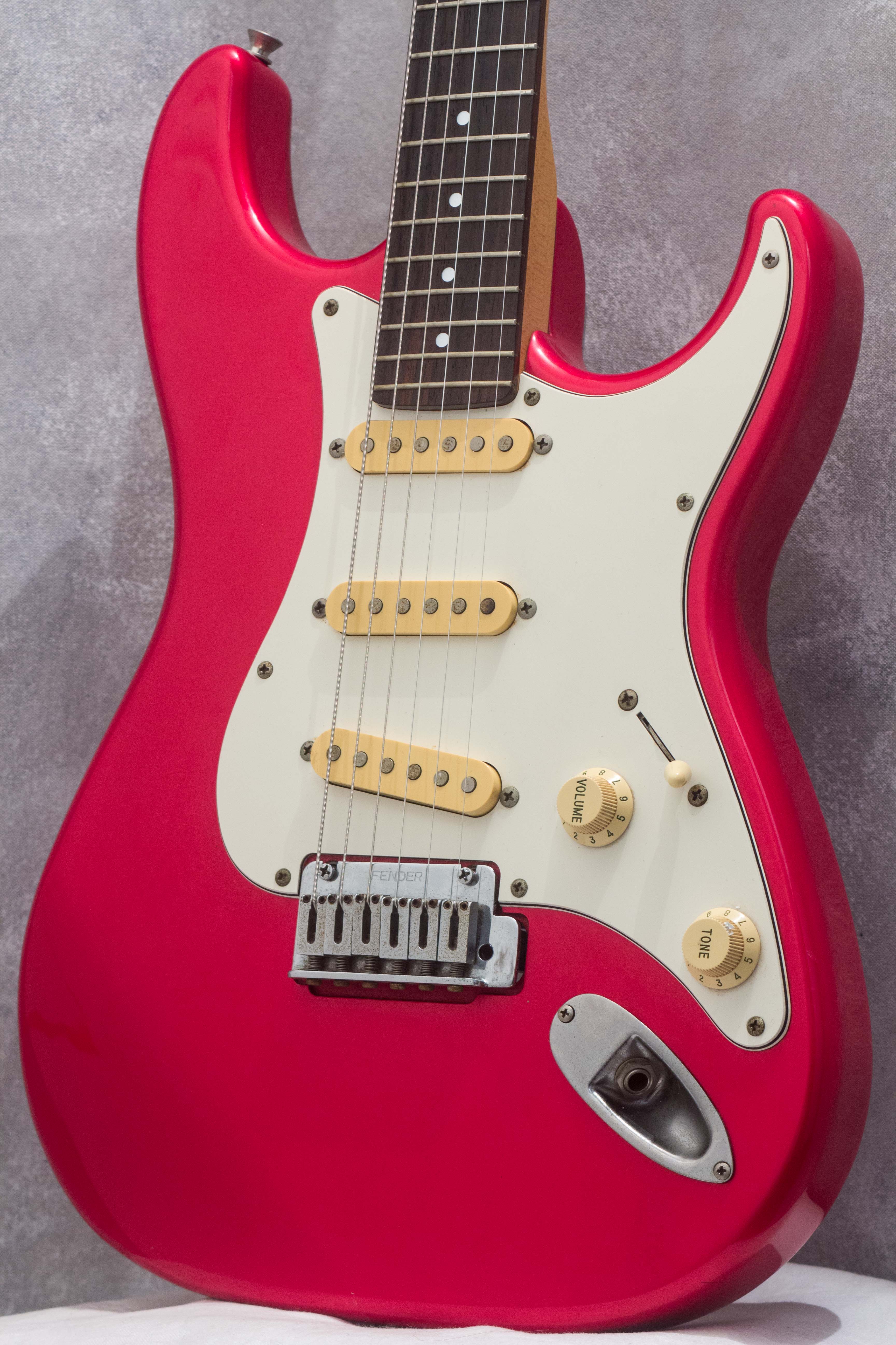 Fender Japan Short Scale Stratocaster STS55 Candy Apple Red