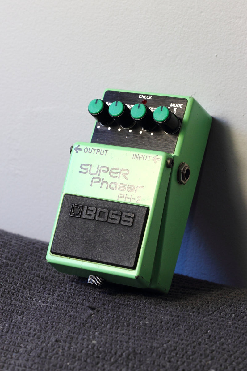 チコ@プロフ必見BOSS SUPER Phaser PH-2 Boss PH-2 Super Phaser Pedal | Planet Botch