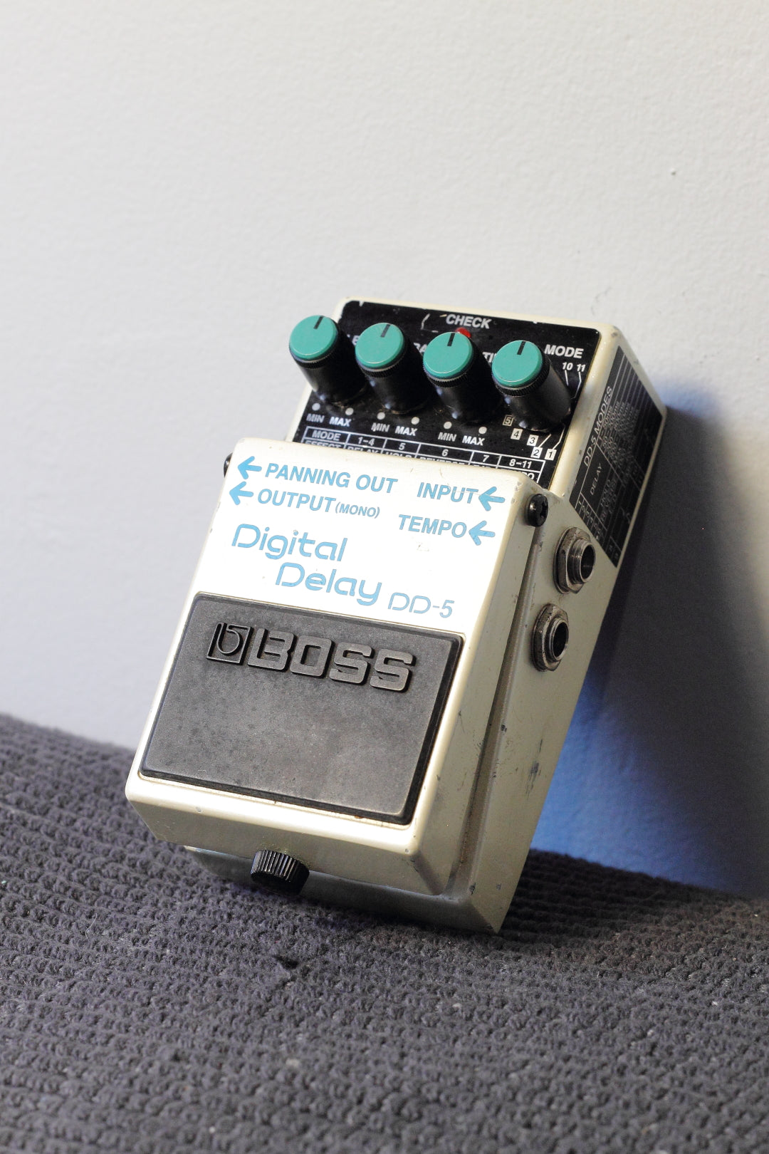 Boss DD-5 Digital Delay Pedal