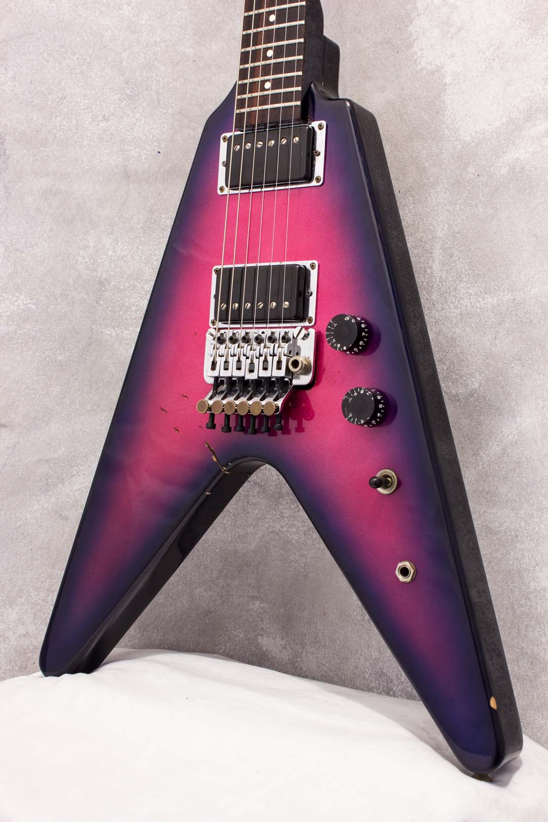 □FERNANDES BSV-70 FLYING V フライング フェルナンデス - エレキギター