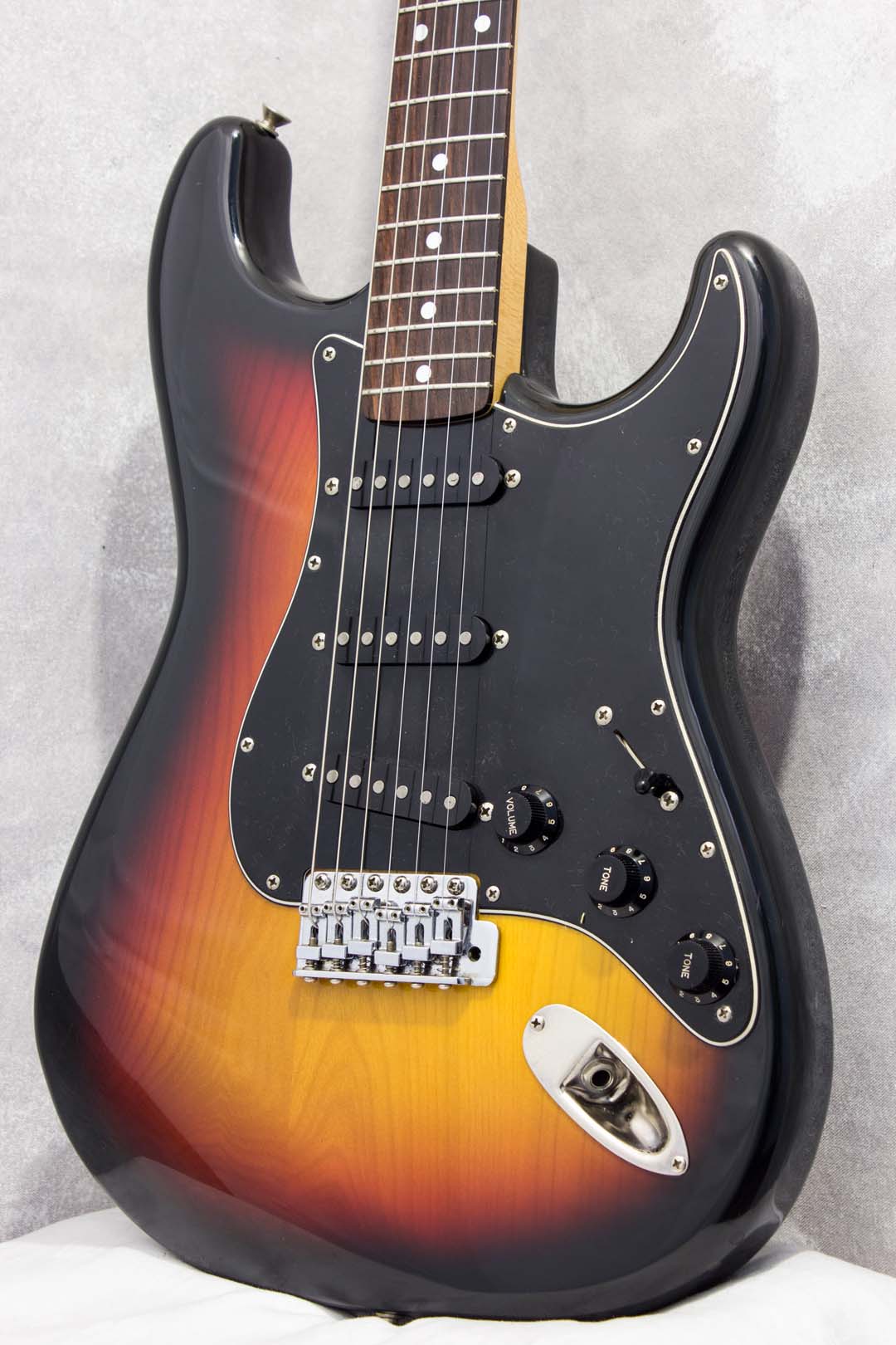 fender japan st72 ストラトキャスター