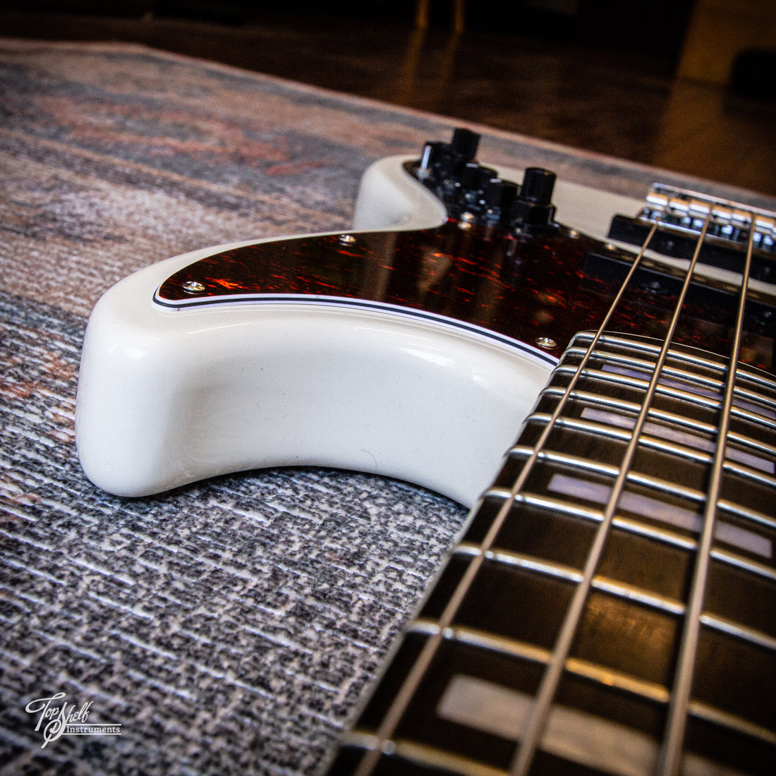 Sire Marcus Miller V7 Gen II Antique White 2023