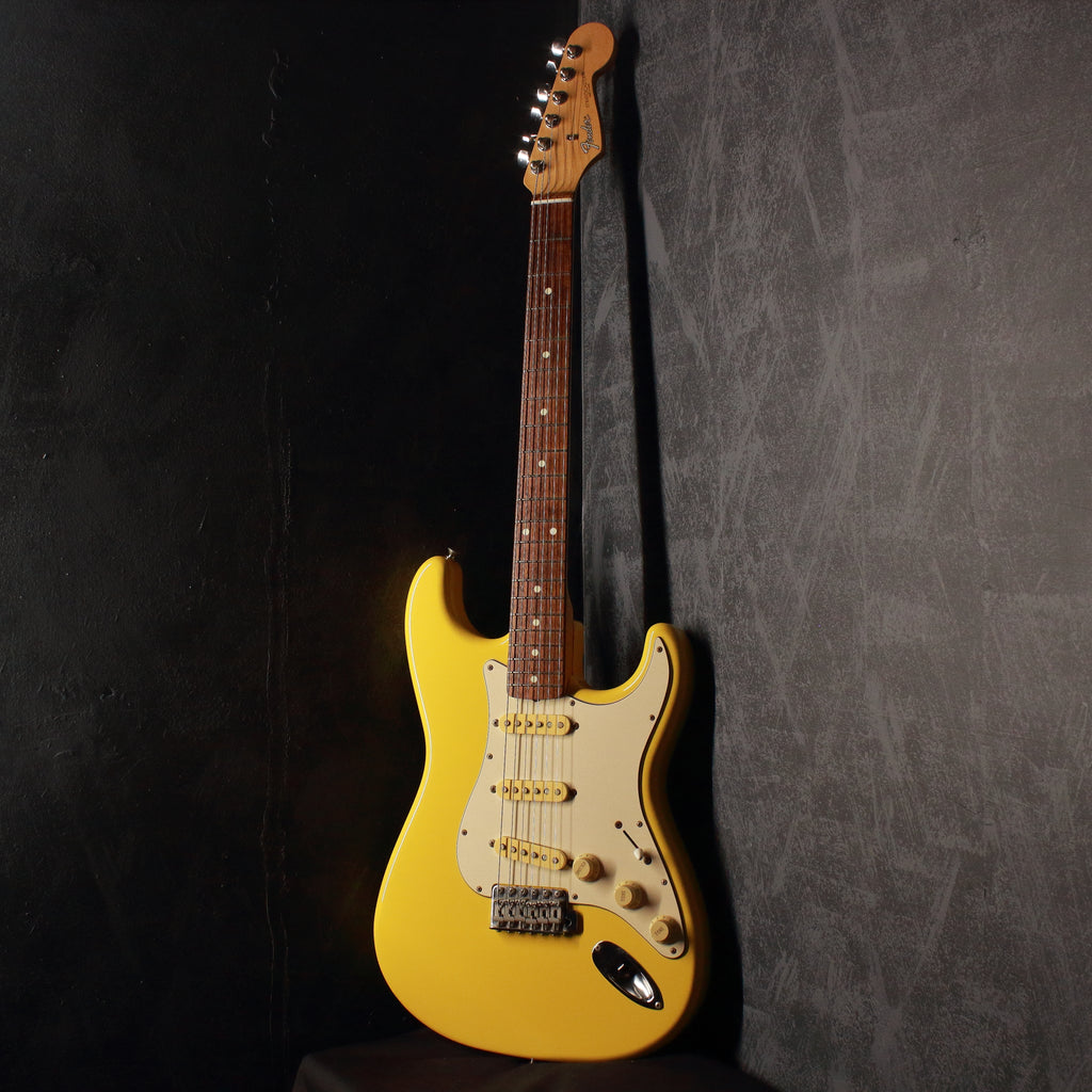 Fender Japan Standard Stratocaster ST-38J/R Rebel Yellow 1998