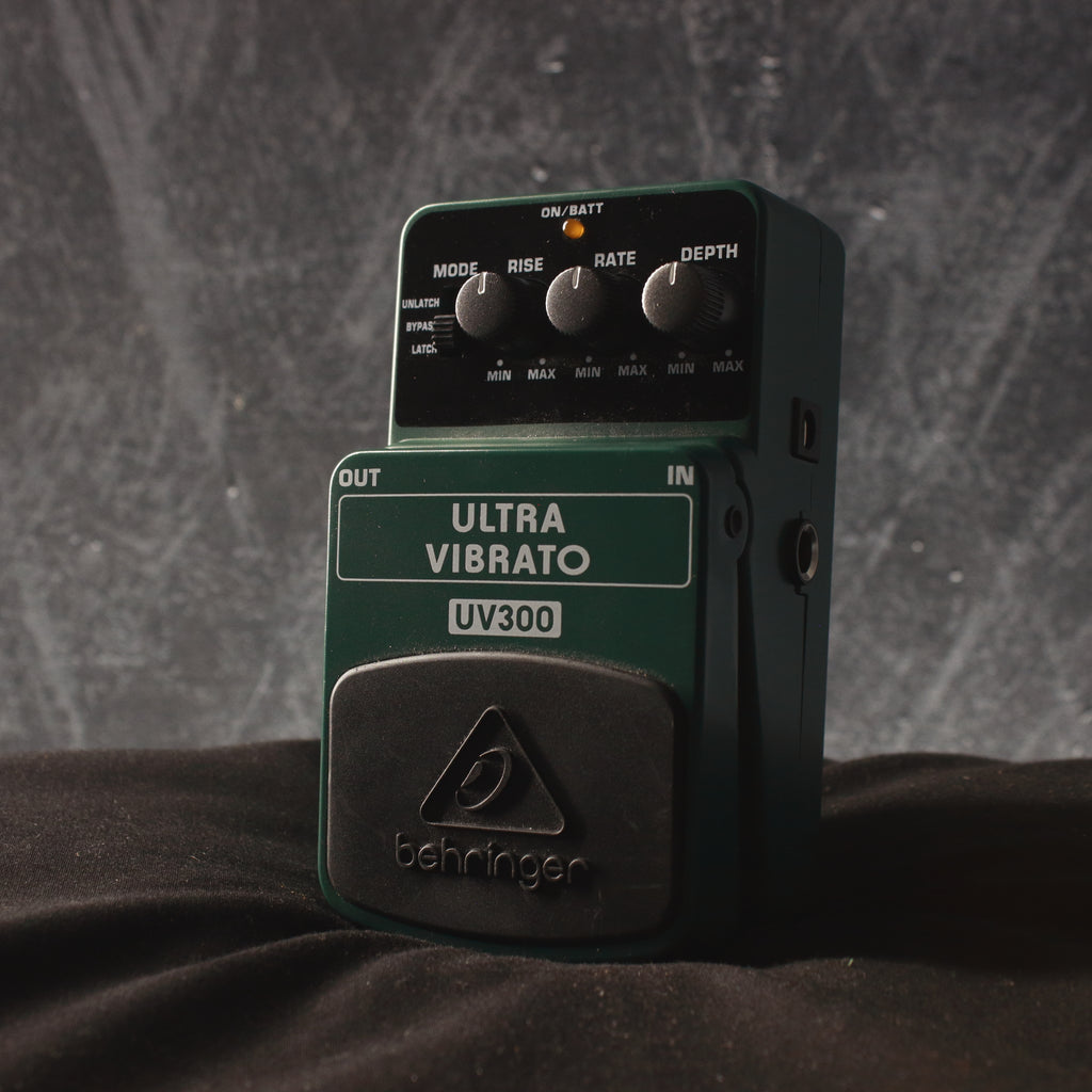 behringer vibrato pedal Behringer UV300 Ultra Vibrato Pedal – Topshelf Instruments
