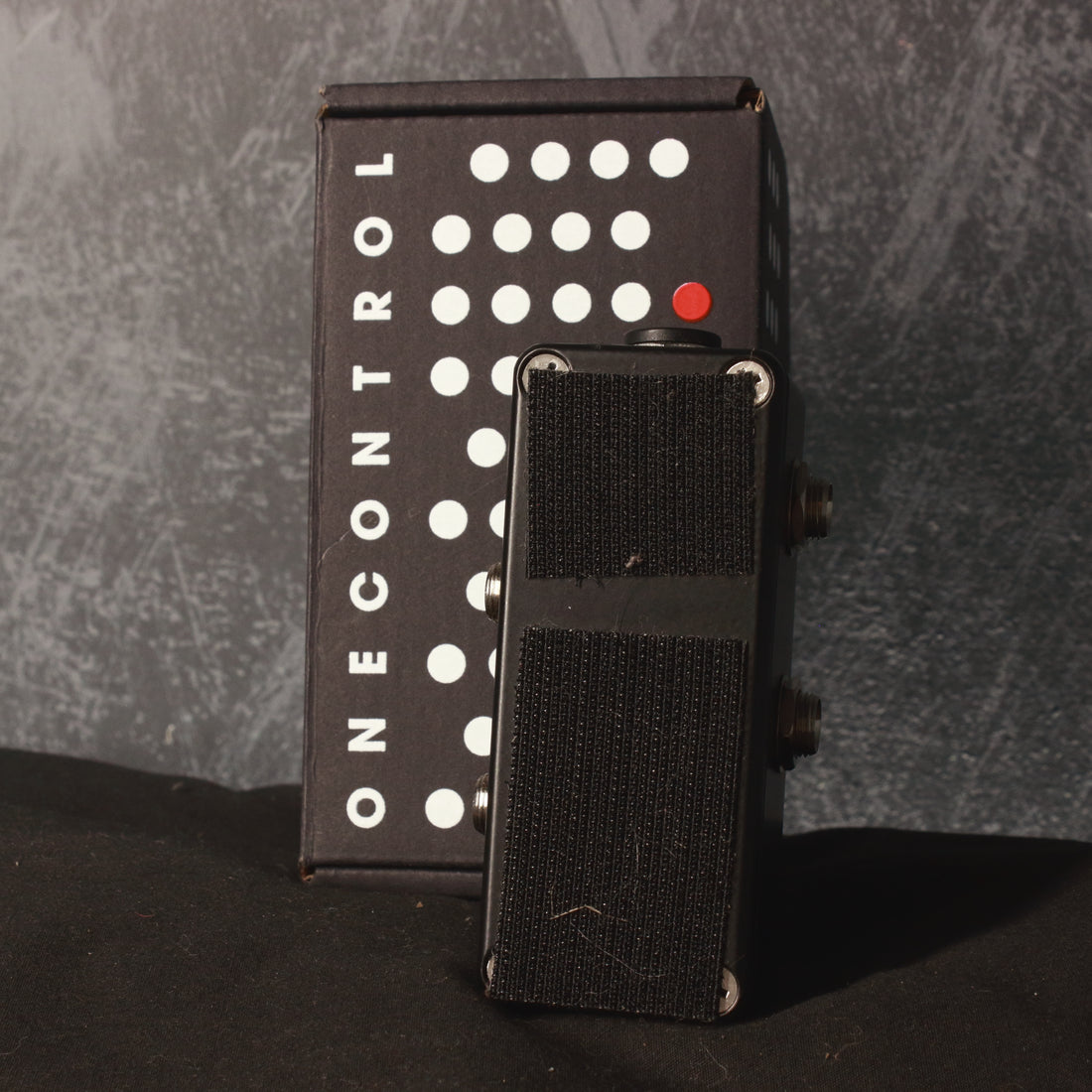 Loopi Mini Bypass Pedal – Topshelf Instruments