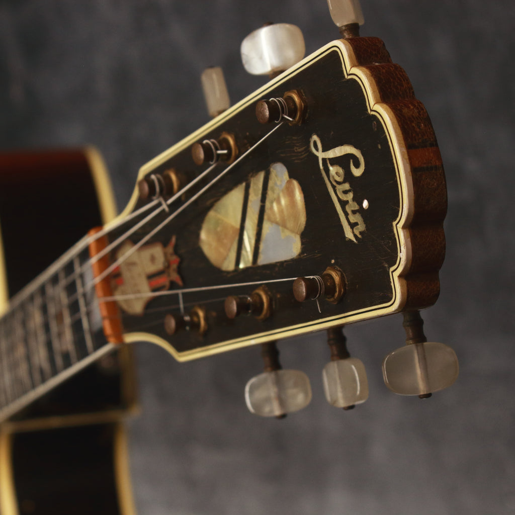 Levin No.320 Archtop Acoustic Sunburst 1957