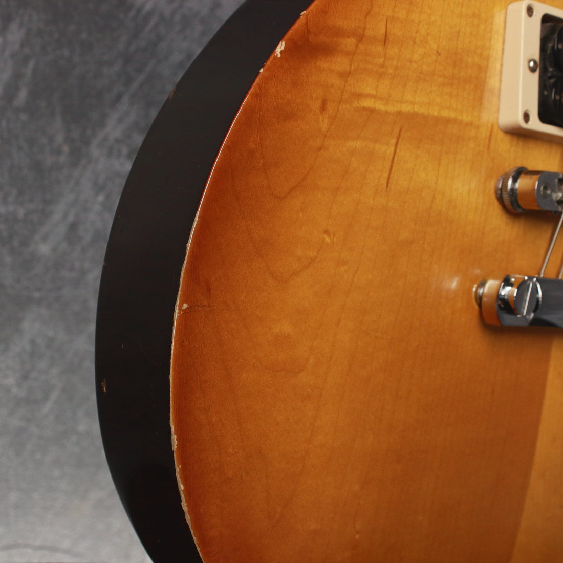 Gibson Les Paul Studio '50s Tribute T Satin Honeyburst 2016