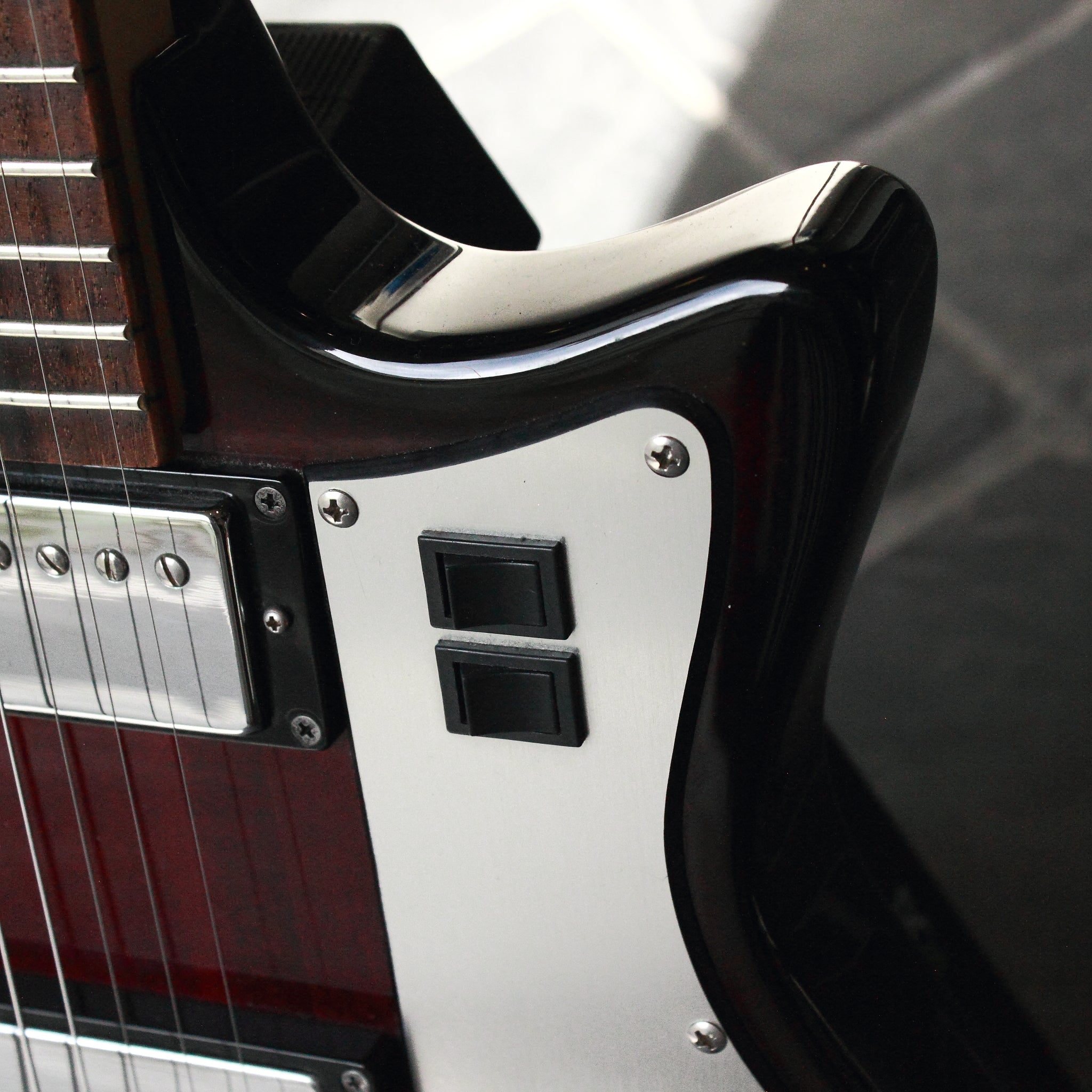 Ibanez JTK1 Jet King Black Red Sunburst 2003 – Topshelf Instruments