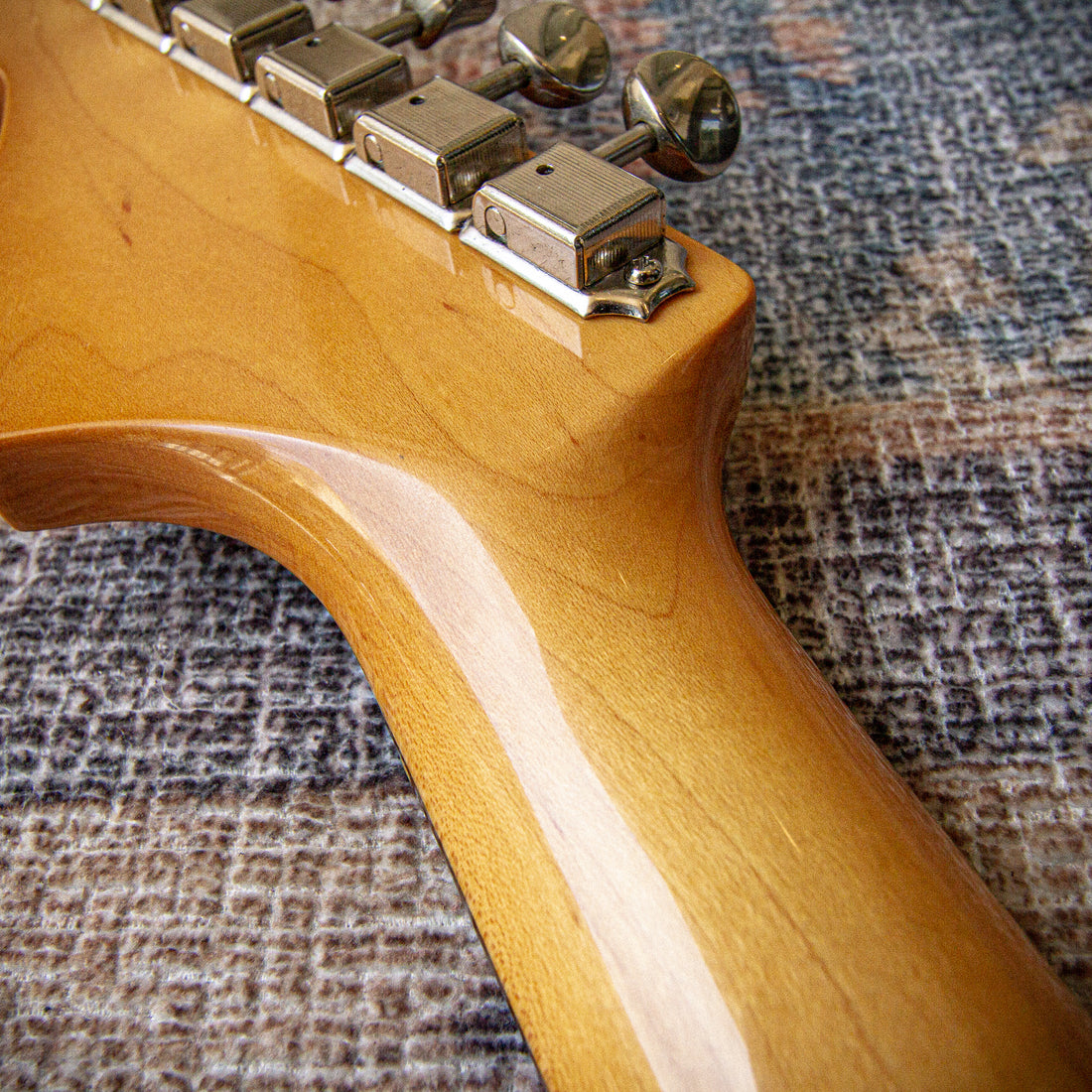 Fender Japan Jazzmaster JM66-85 Burgundy Mist Metallic 2004