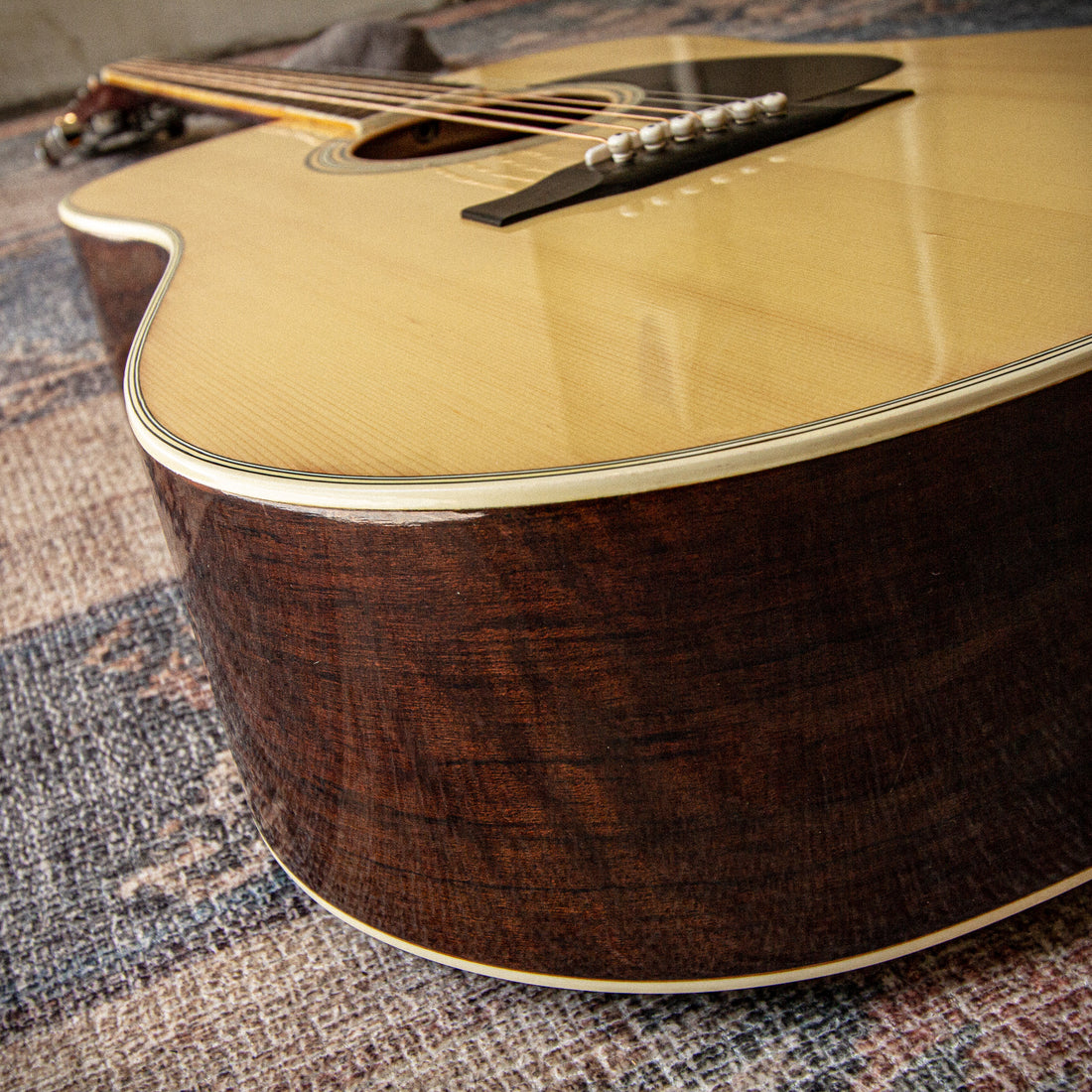 Morris W-30 Dreadnought Acoustic 1979