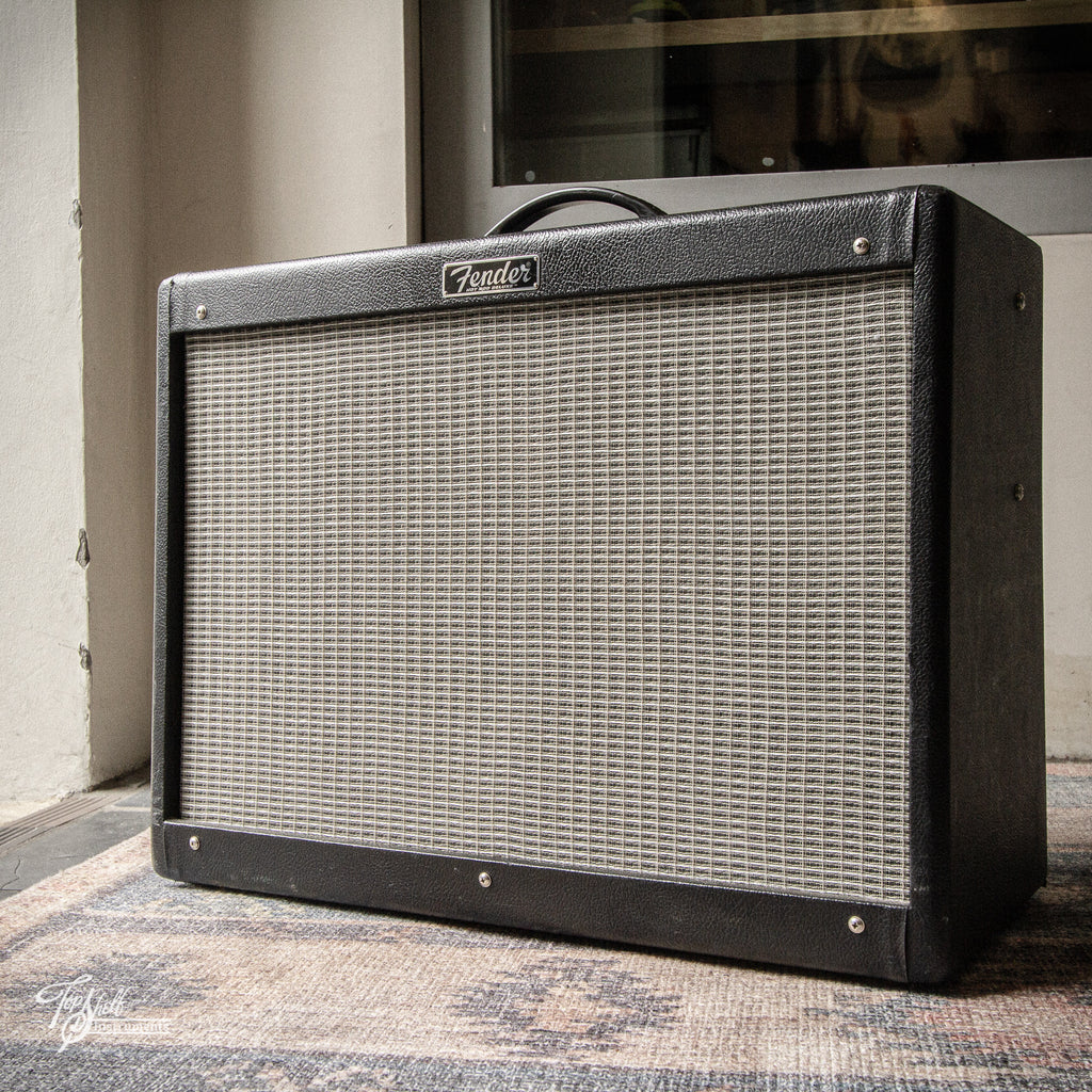 hot rod deluxe pedal platform Fender Hot Rod Deluxe III 40W 1x12" Guitar Combo Amp – Topshelf Instruments