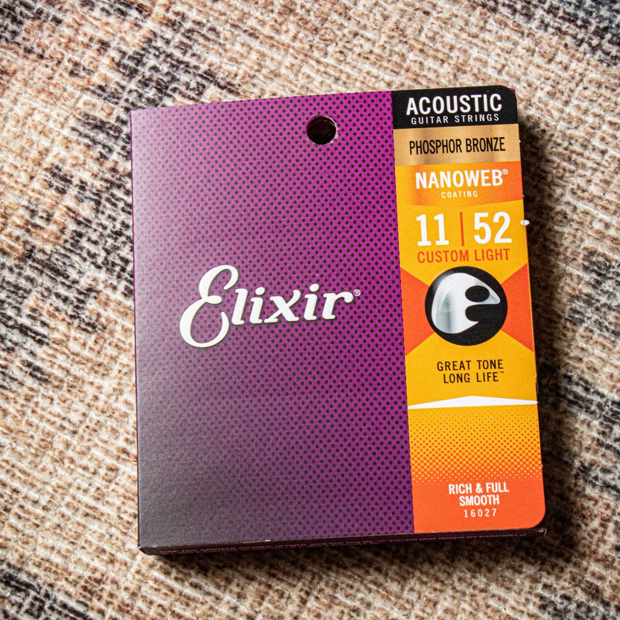 Elixir Custom Light Elixir Custom Light Phosphor Bronze Acoustic Guitar Strings with Nanow ...