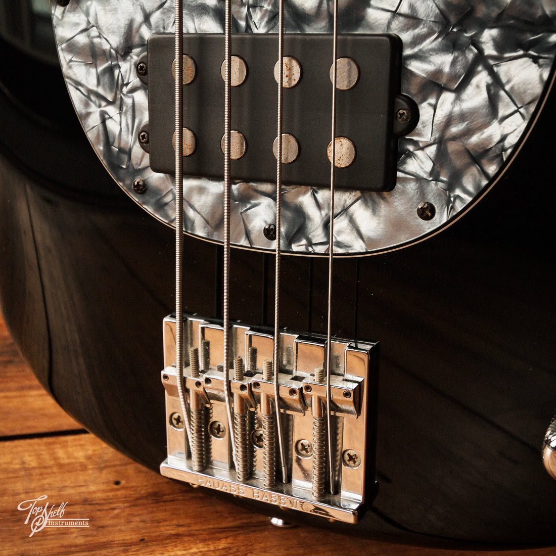 Bacchus Groove Line 4 MM Bass Black 2003