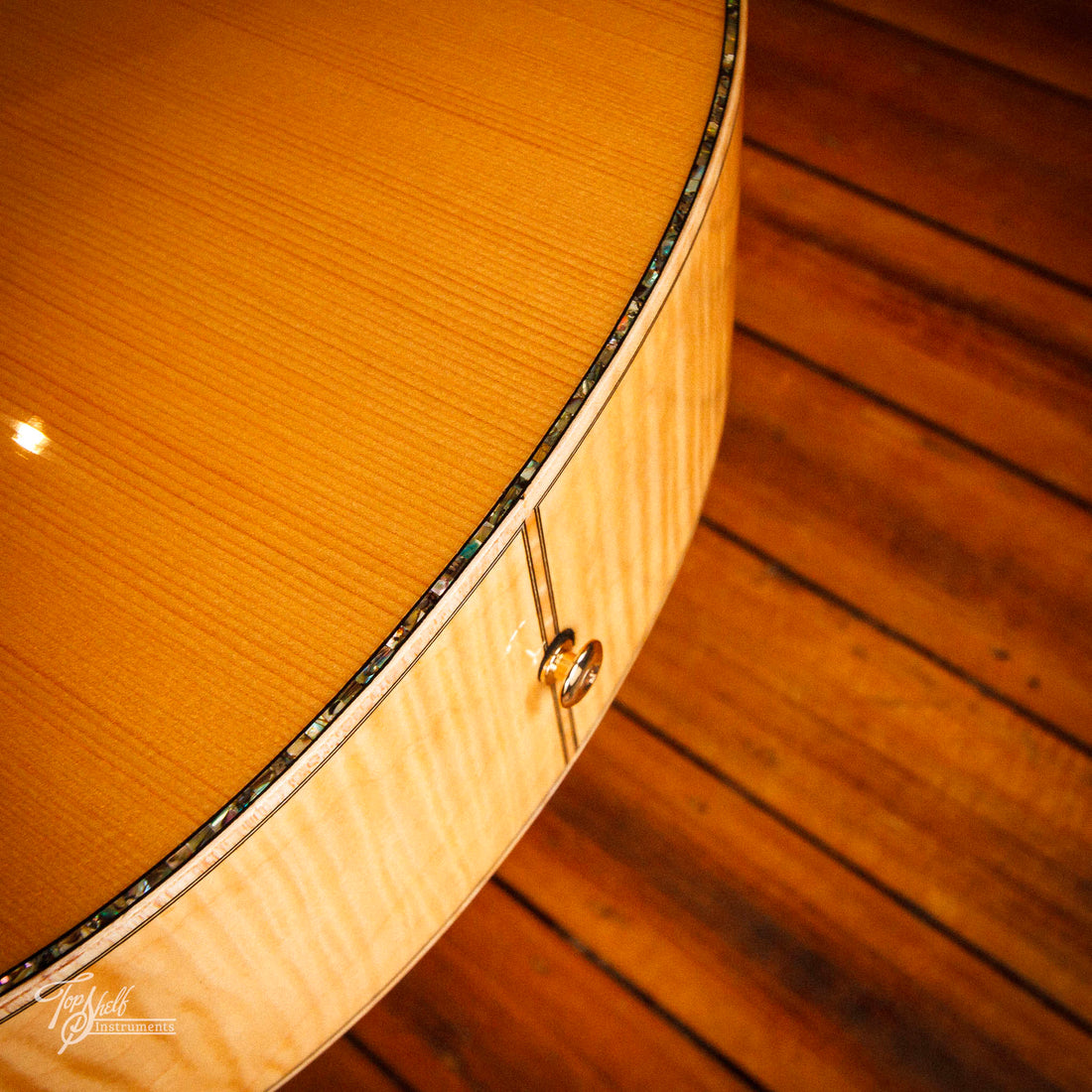 Bromo Guitars Denali Series BAN7E Jumbo Acoustic/Electric (New)