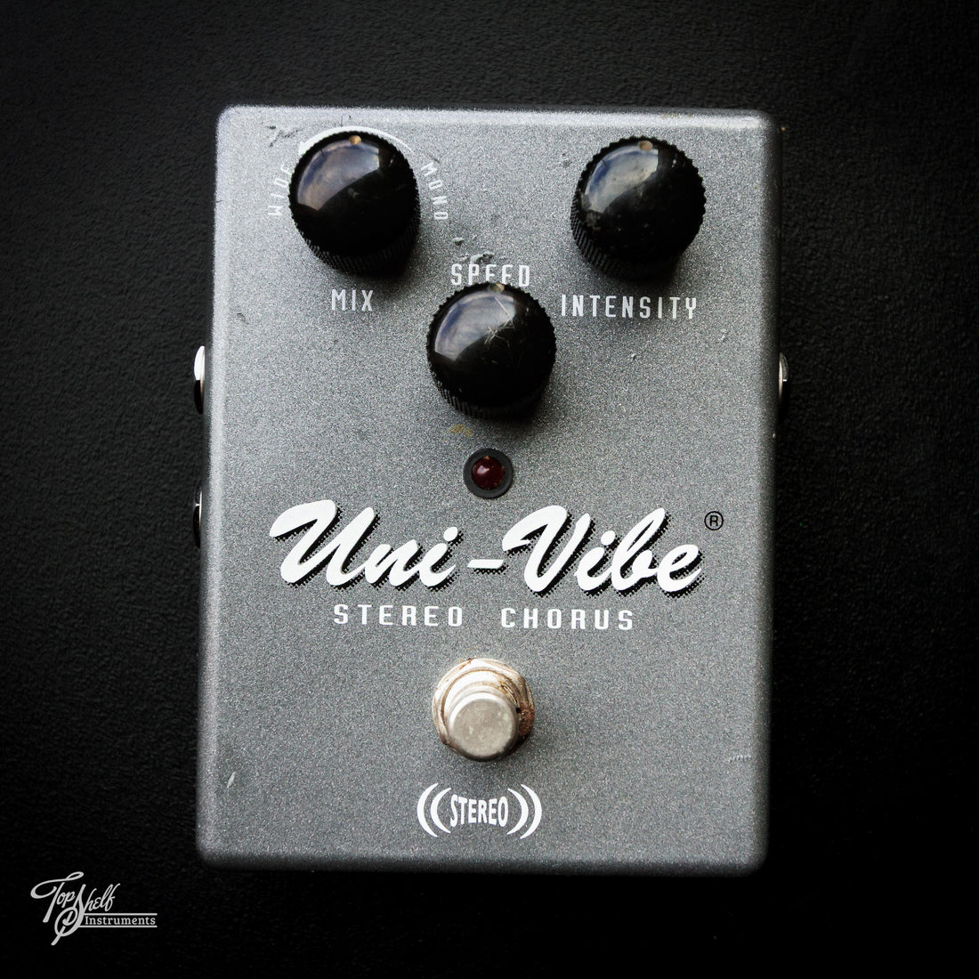 dunlop univibe pedal Dunlop UV1SC Uni-Vibe Stereo Chorus Pedal – Topshelf Instruments
