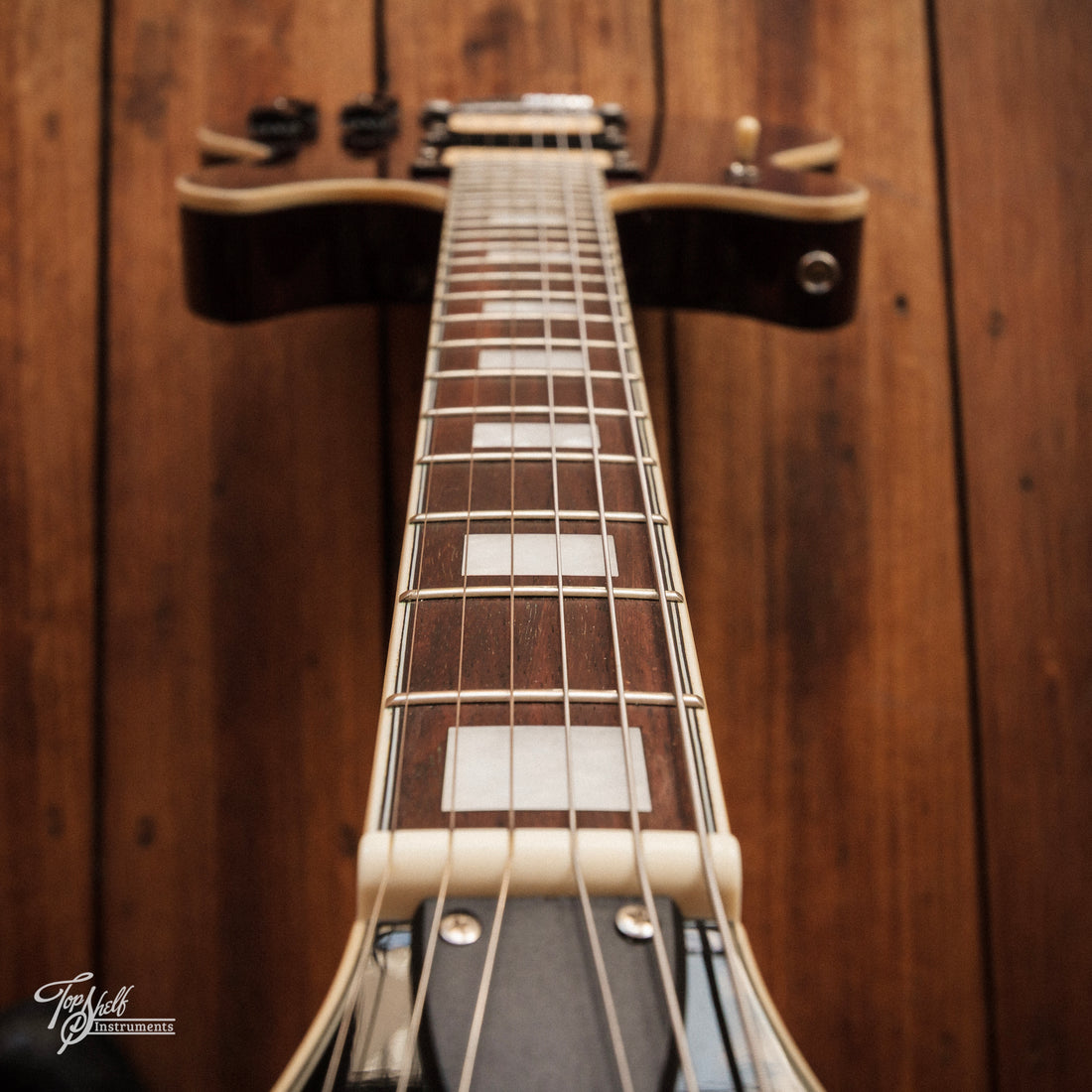 Eko M24 Vintage Wine Red 2013