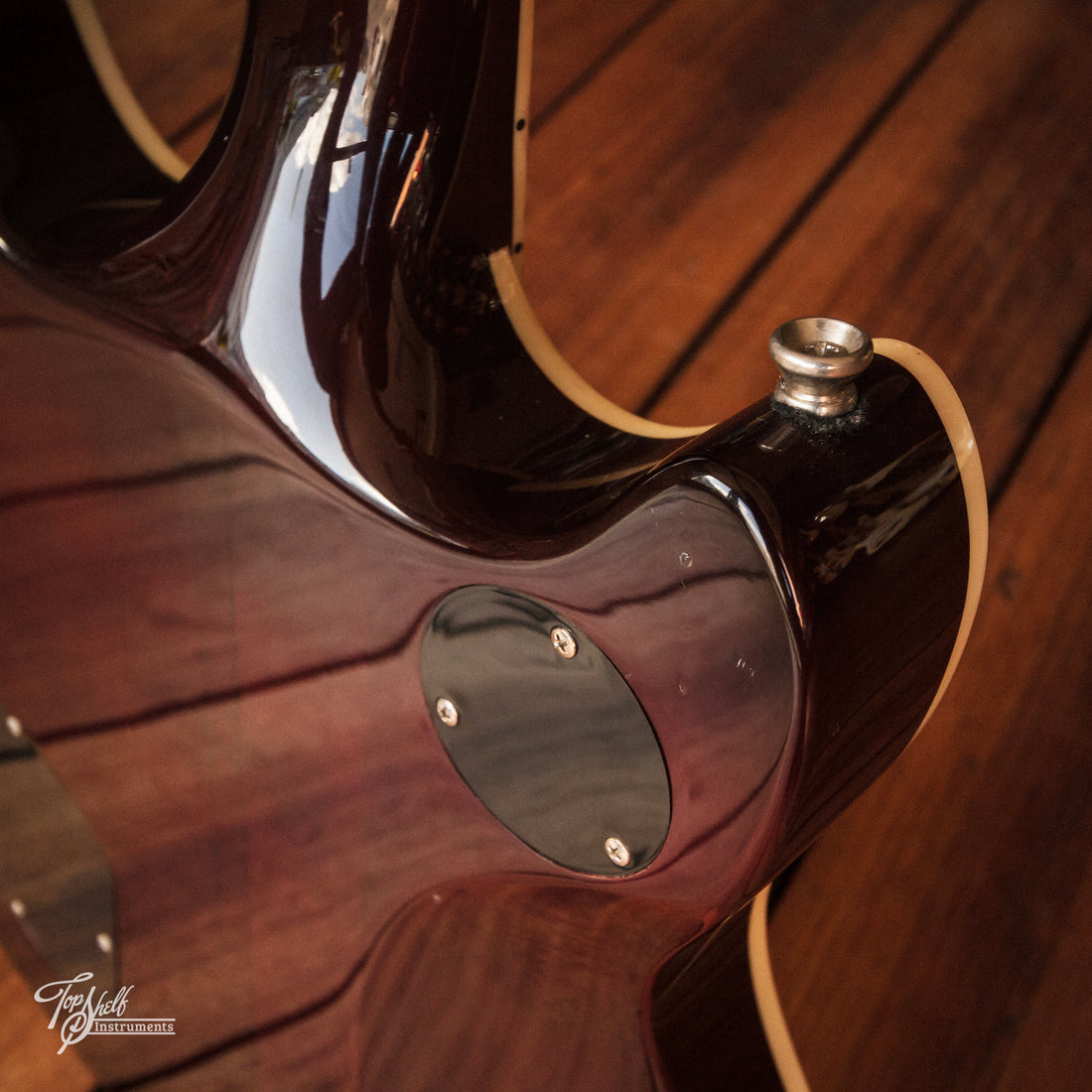 Eko M24 Vintage Wine Red 2013