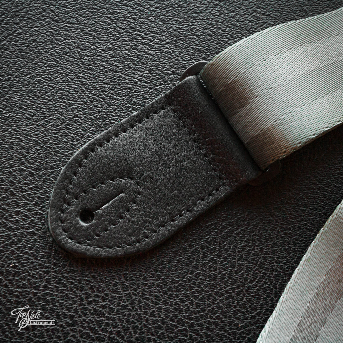 Franklin "The Aviator" 2" Seat Belt Guitar Strap - Silver