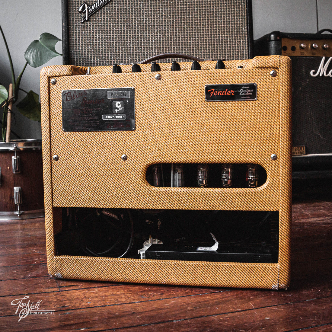 blues junior pedals Fender Blues Junior II Limited Edition Tweed 15w Guitar Amp Combo 2007 – Topshelf Instruments