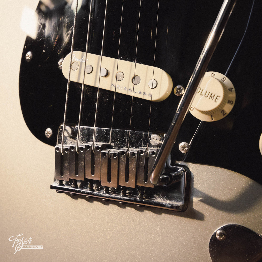 Fender Made in Japan Modern Stratocaster Inca Silver 2019