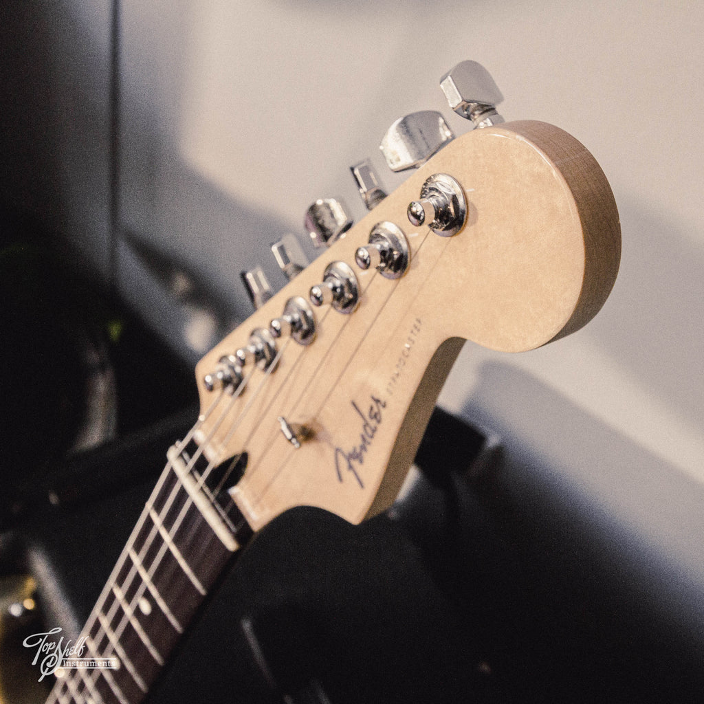 Fender Made in Japan Modern Stratocaster Inca Silver 2019