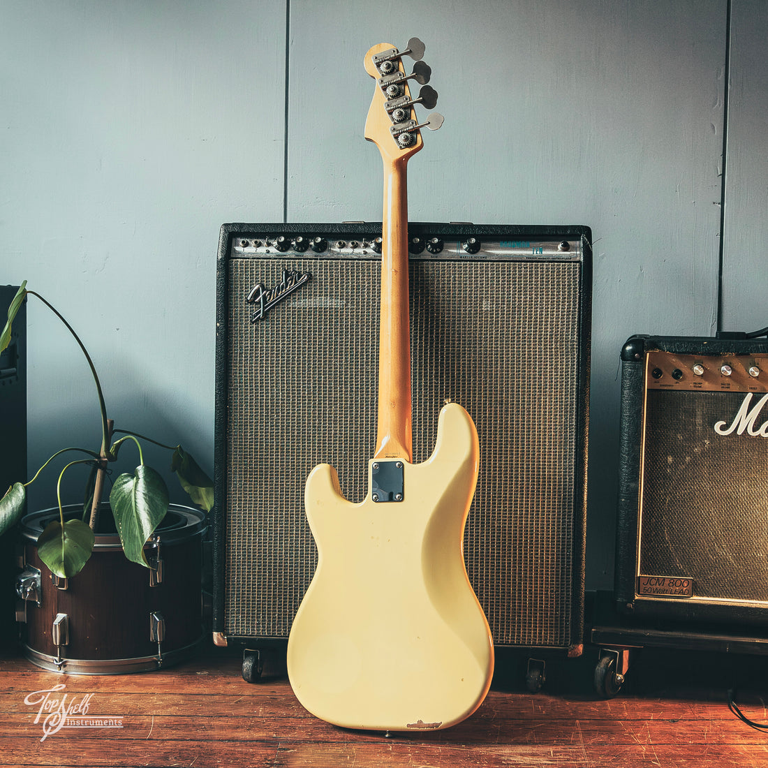 Fender Japan '70 Precision Bass PB70-85 Vintage White 1993