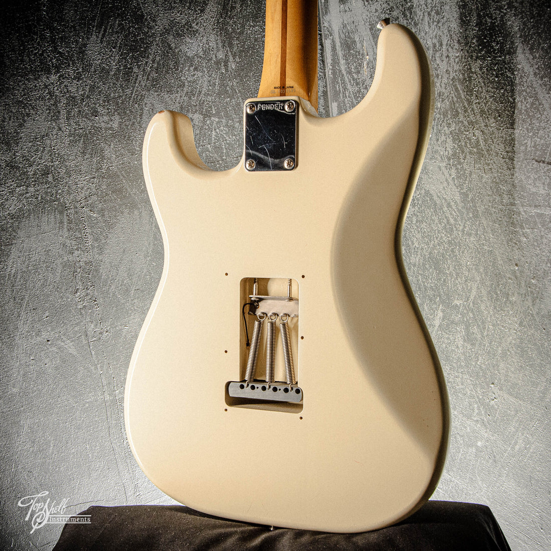 Fender Japan '57 Stratocaster ST57-55 Vintage White 1989