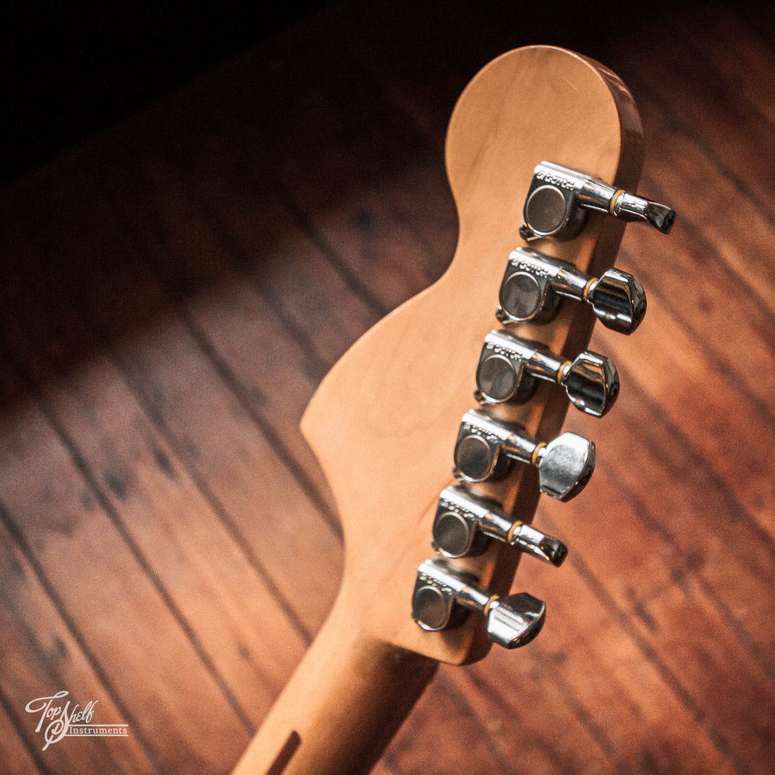 Fender Japan '72 Stratocaster ST72-53 Vintage White 1993