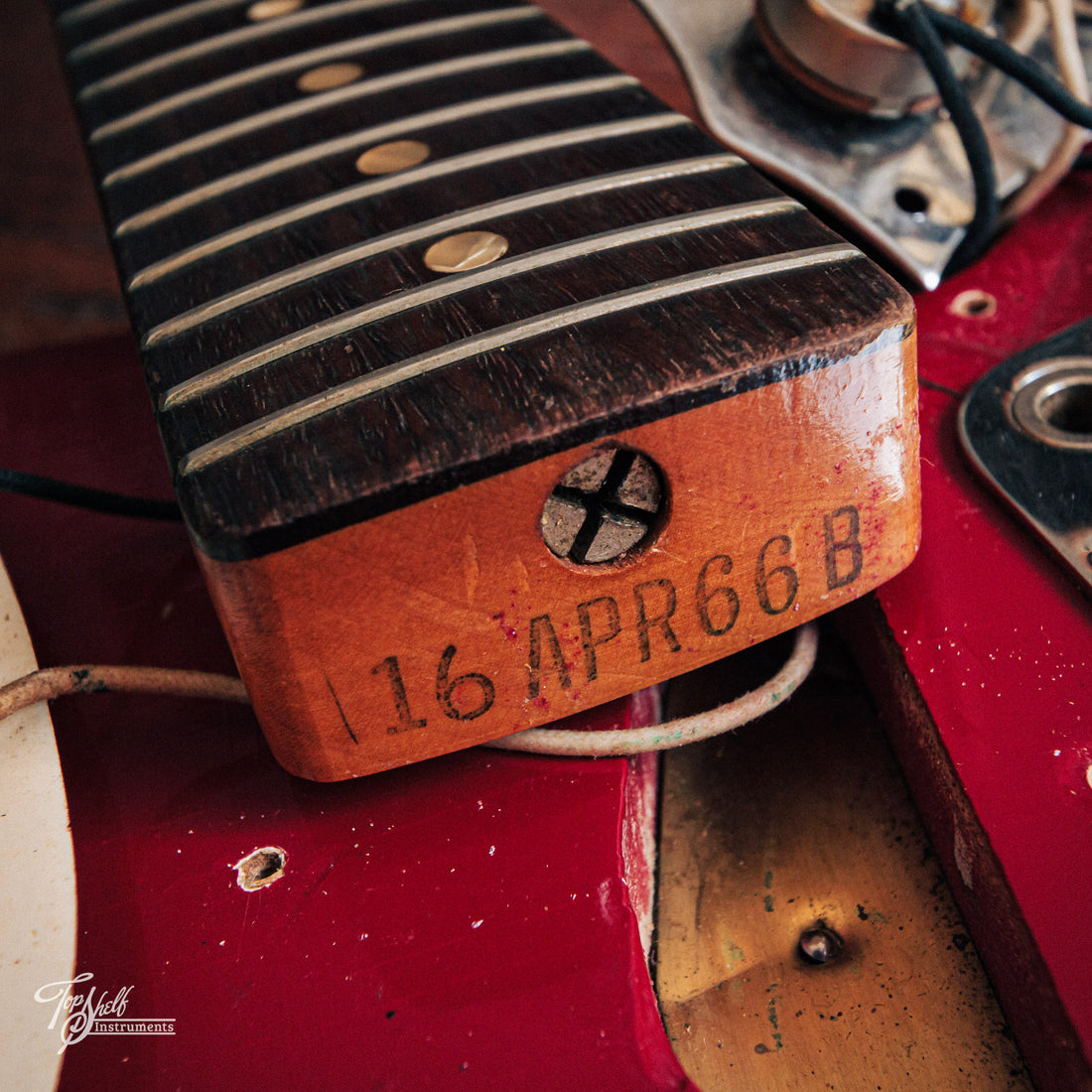 Fender Mustang Dakota Red 1966