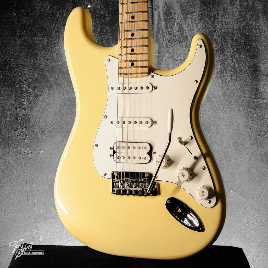 Fender Player Stratocaster HSS Buttercream 2022