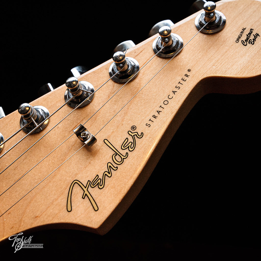 Fender Player Stratocaster HSS Buttercream 2022