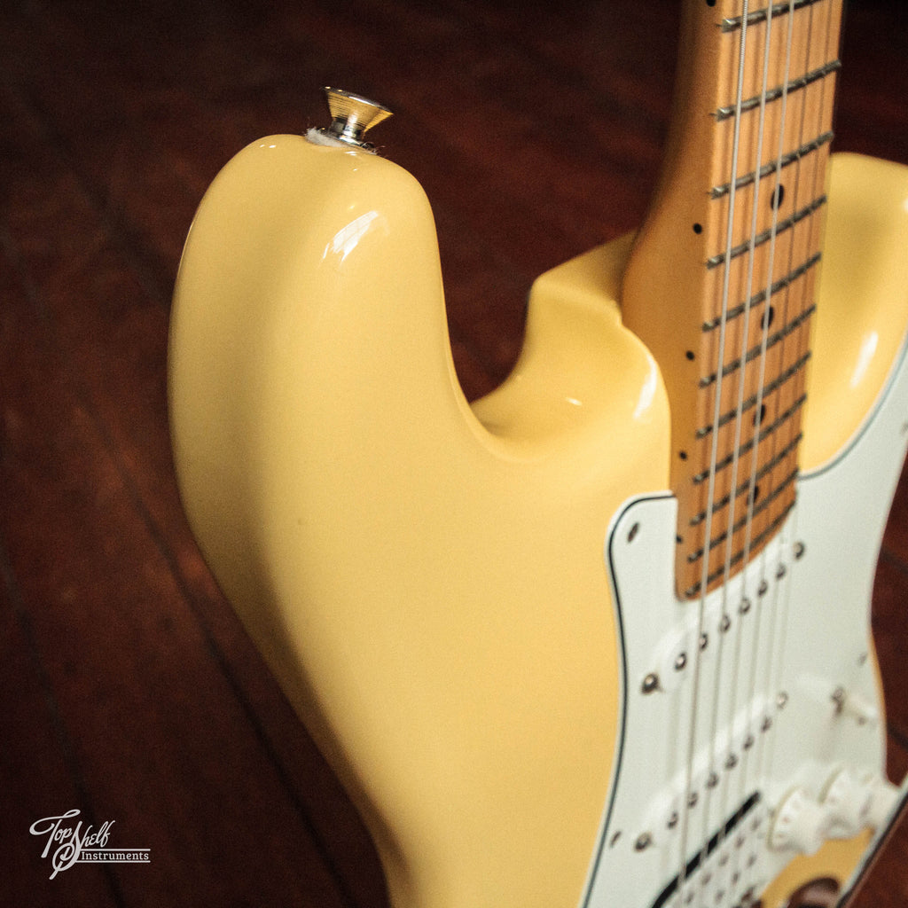 Fender Player Stratocaster HSS Buttercream 2022