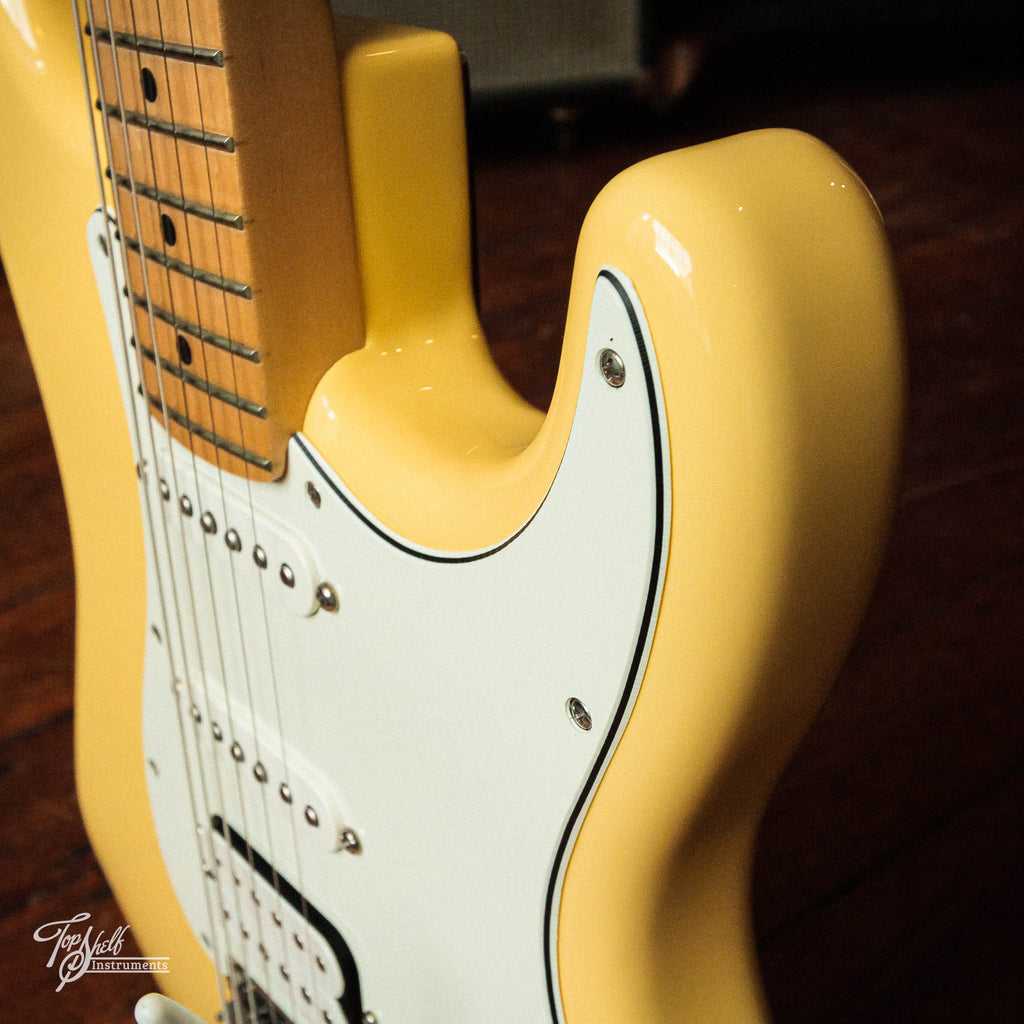 Fender Player Stratocaster HSS Buttercream 2022