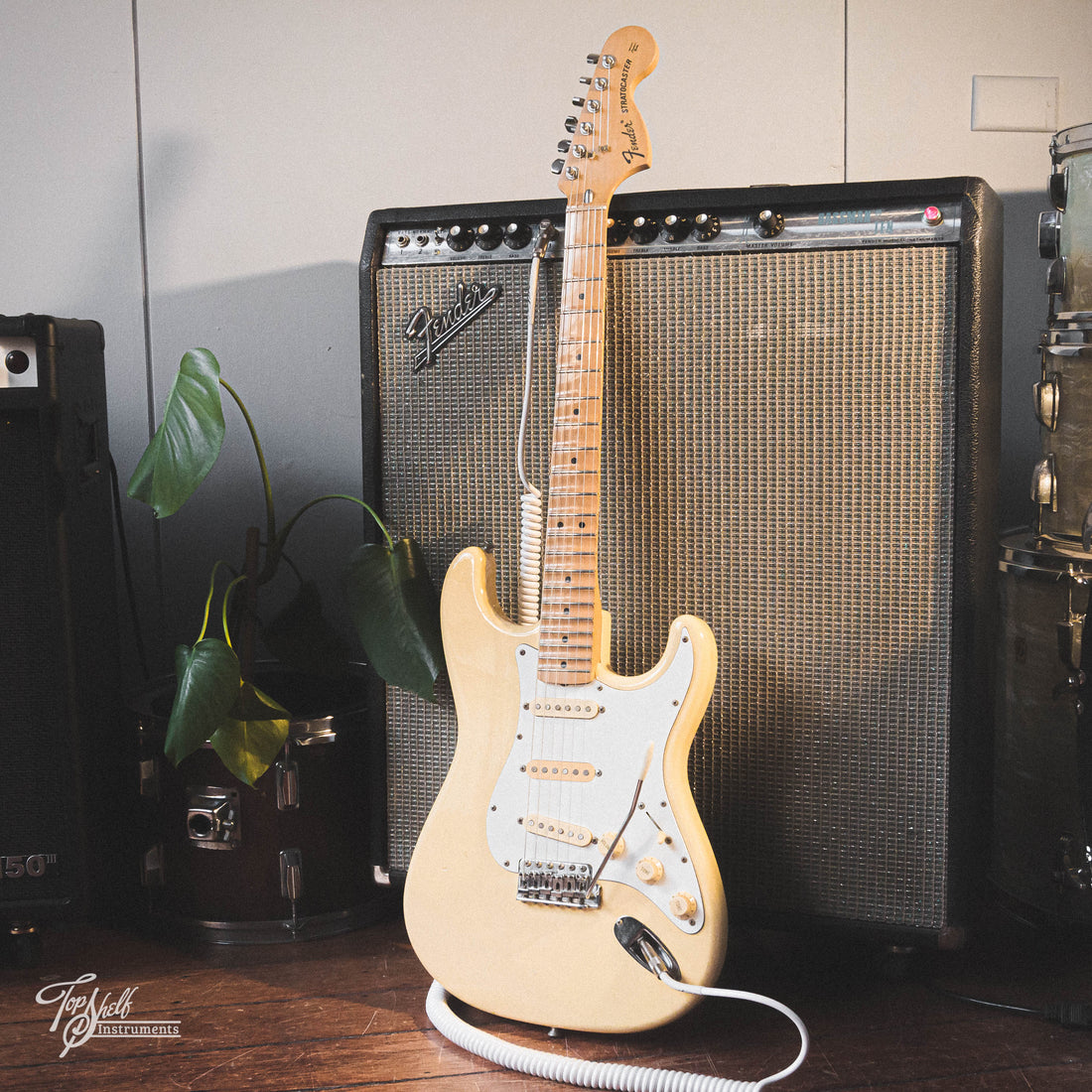 Fender Japan '72 Stratocaster ST72-95DM Yellow White 1989