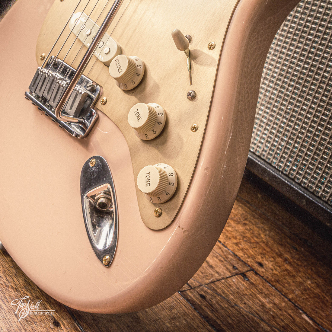 Fender American Deluxe Stratocaster Shell Pink 2005