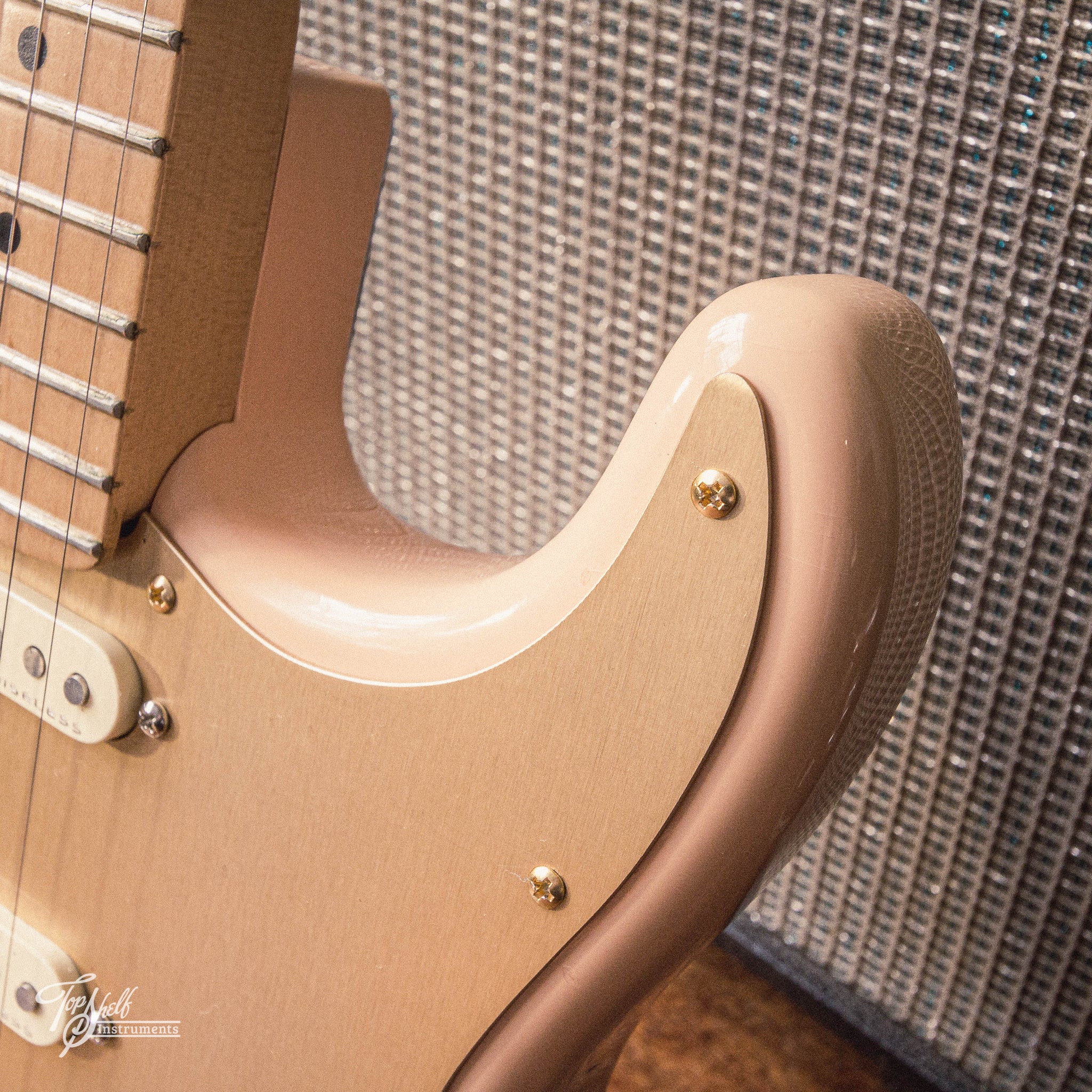 Fender American Deluxe Stratocaster Shell Pink 2005 – Topshelf Instruments