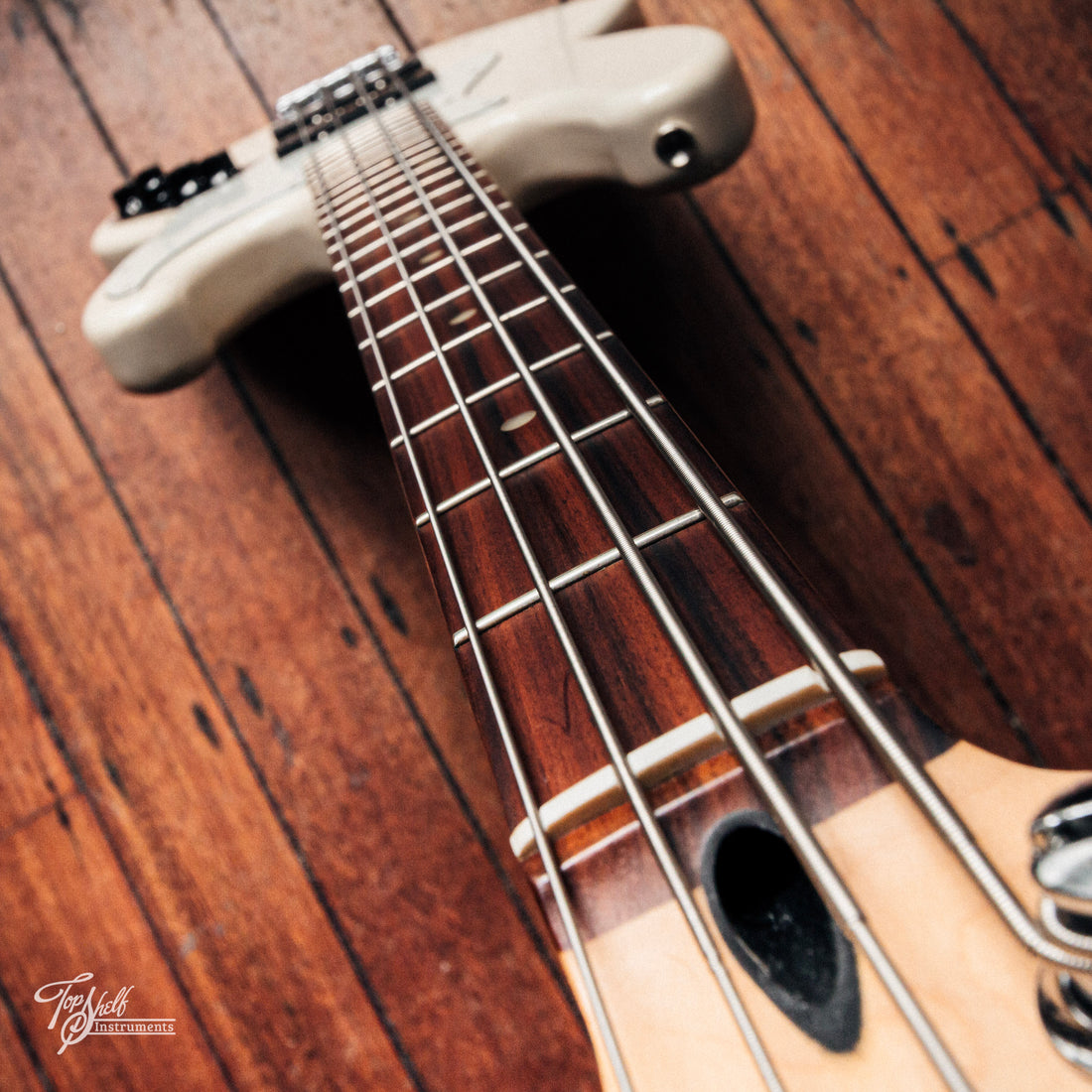 Fender Deluxe Active Jazz Bass Olympic White 2018