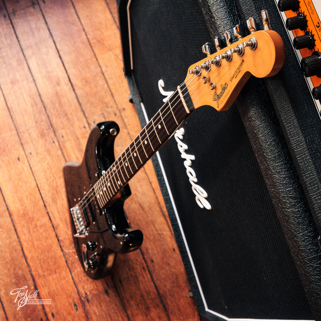 ギター Fender Stratocaster st456 boxer series Fender Japan Boxer Series Stratocaster ST456 Olympic White